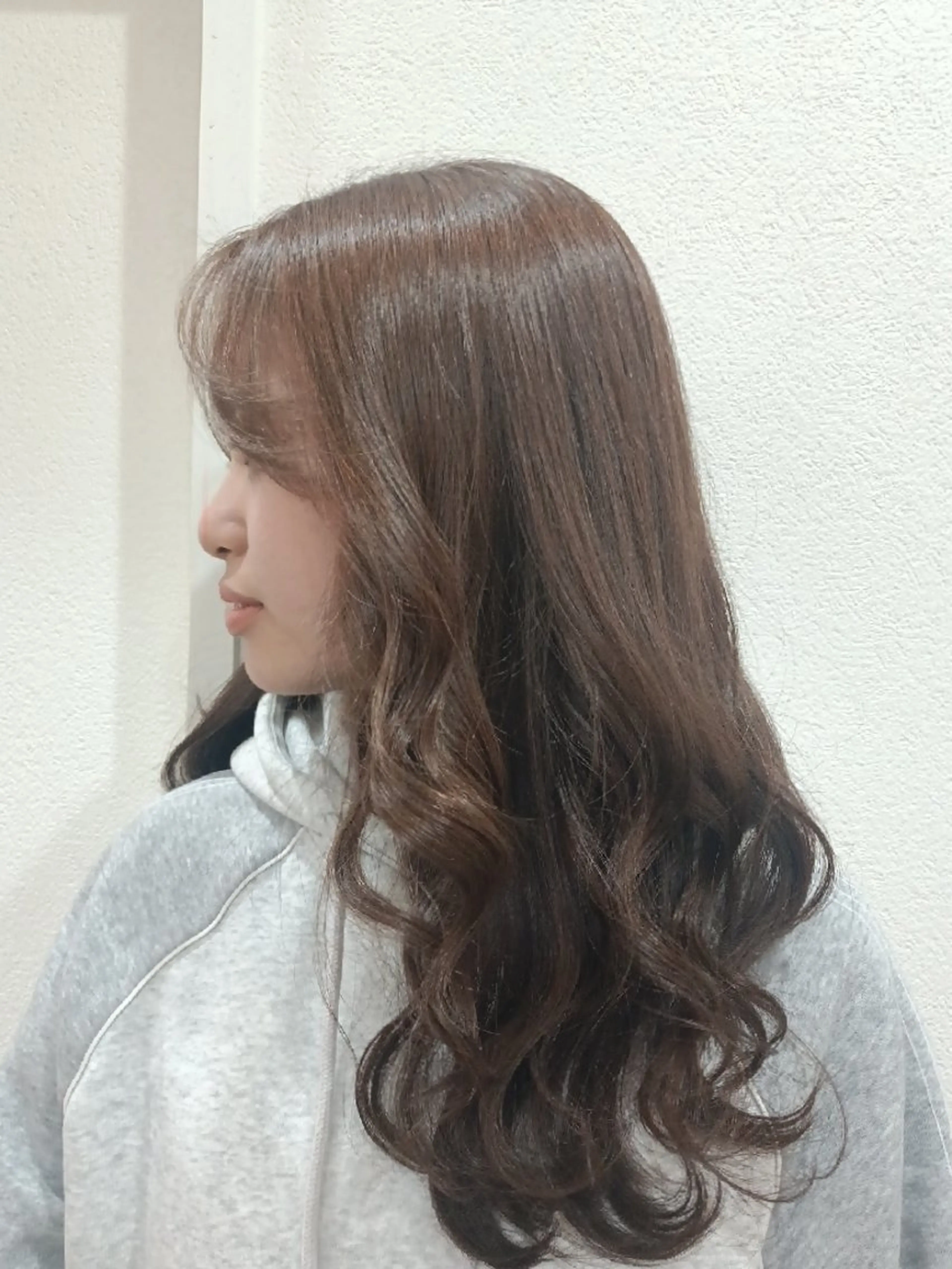 ロング カット ヘアカラー トリートメント MOLLA 浅香山店所属・谷口ゆめ/縮毛矯正/ カット/美眉ワックスのヘアスタイル