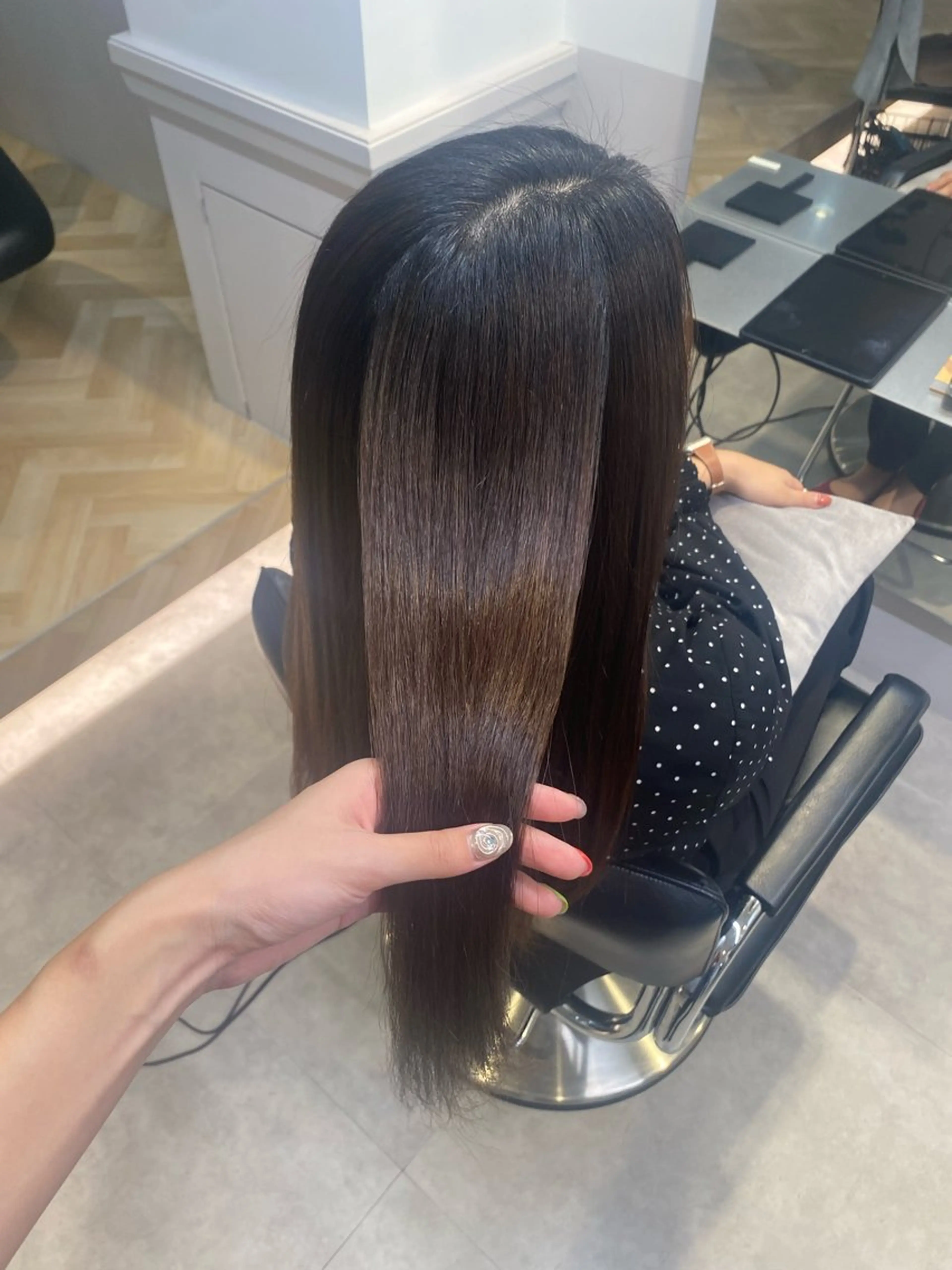 ロング 縮毛矯正 💋sara/レイヤ ーカット【東日本橋】のヘアスタイル