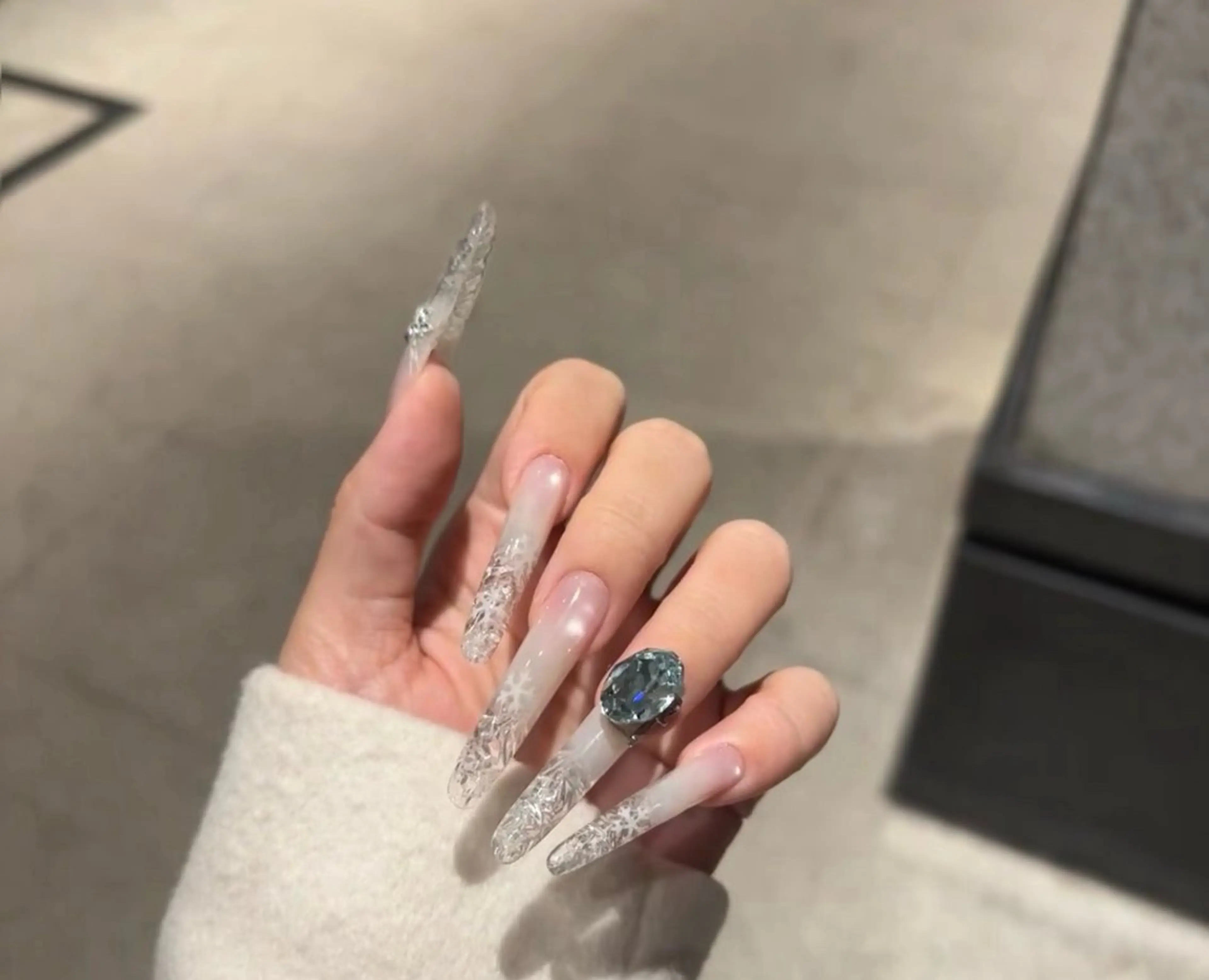 ネイル オーロラネイル 成人式 フットネイル フレンチネイル ジェルネイル ハンドネイル 長さだし専門 ありさのネイルデザイン