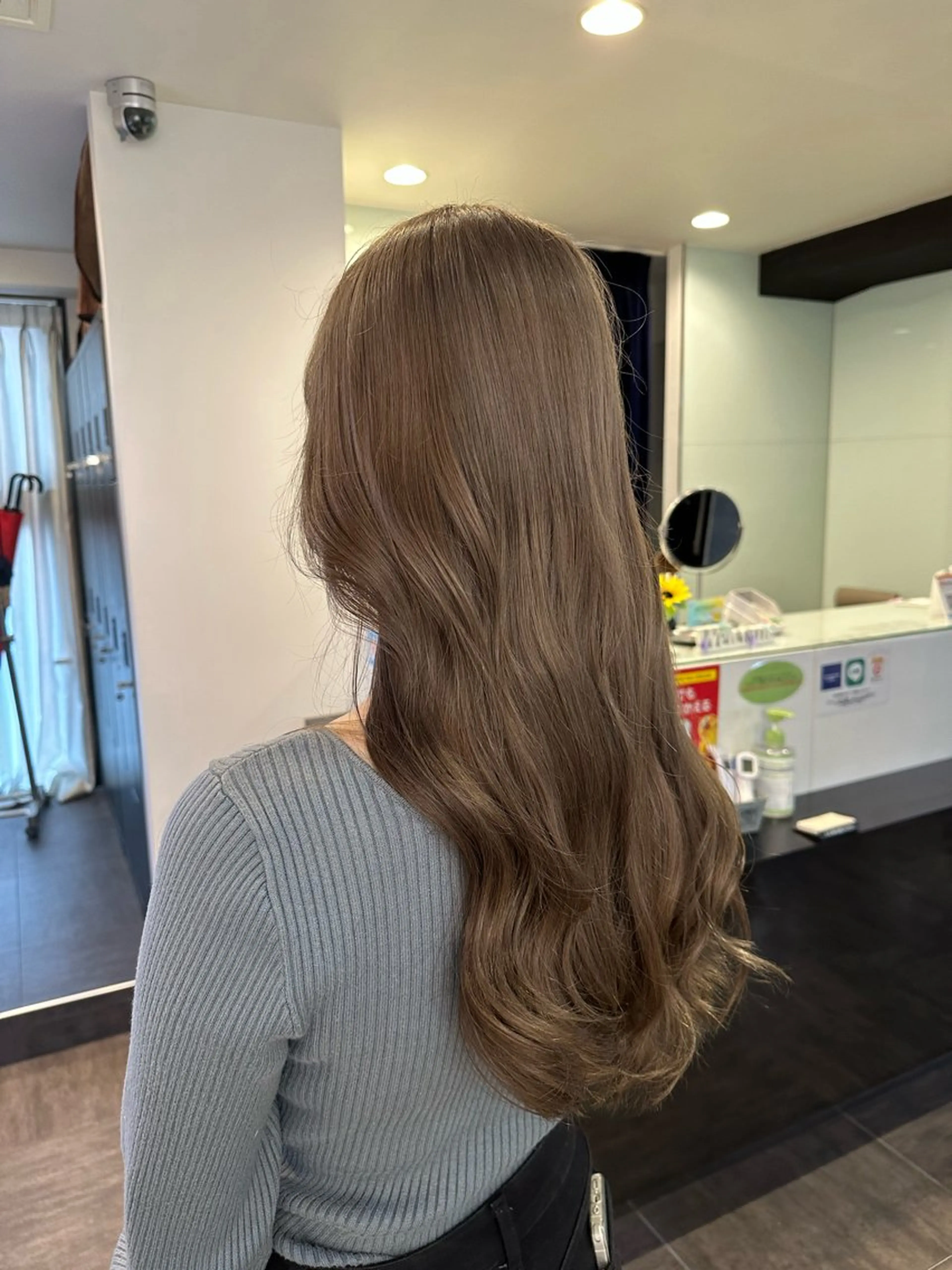 ロング カラー ヘアカラー レイヤー/艶カラー ROKUのヘアスタイル