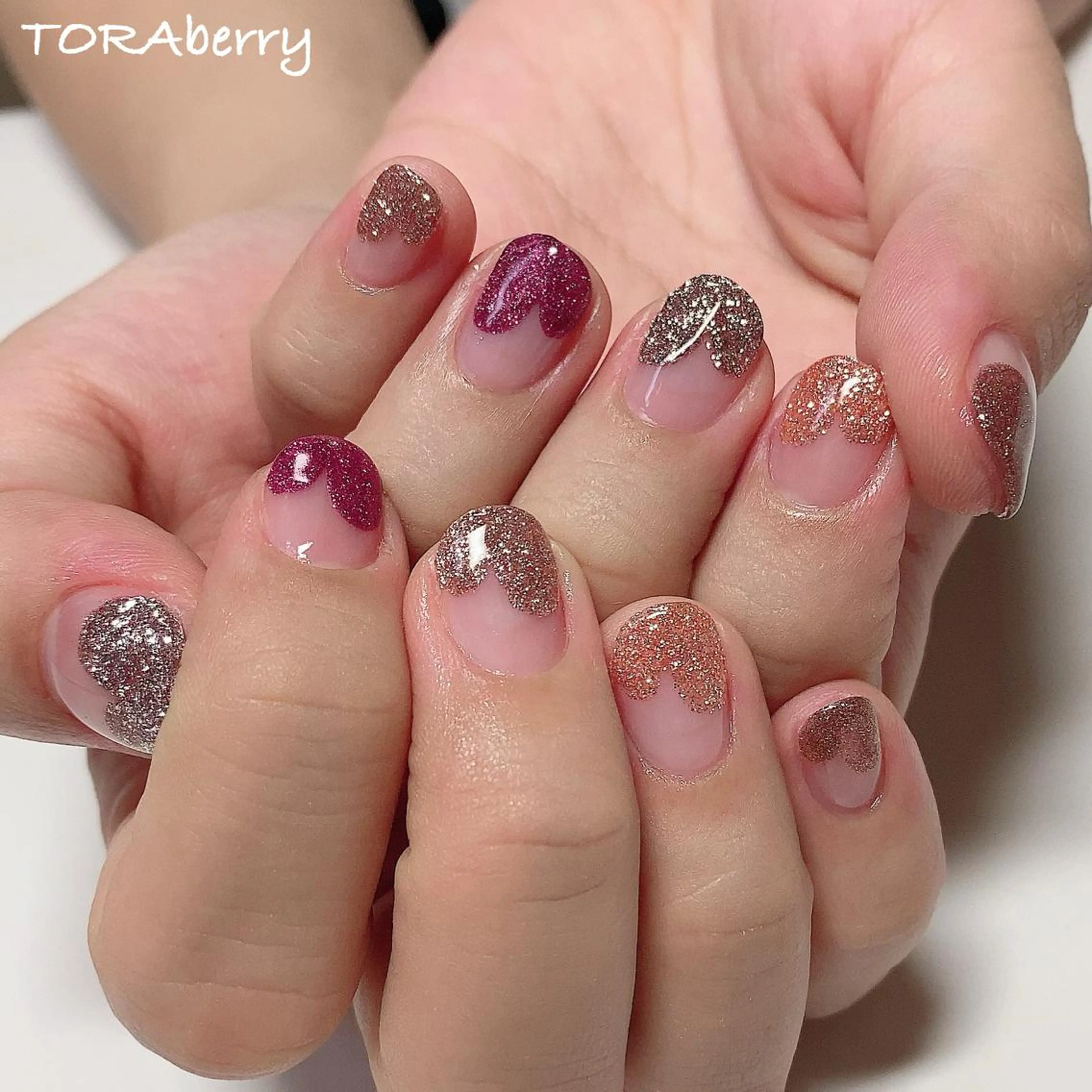 ネイル フレンチネイル ハート ハンドネイル ネイリスト なつみのネイルデザイン