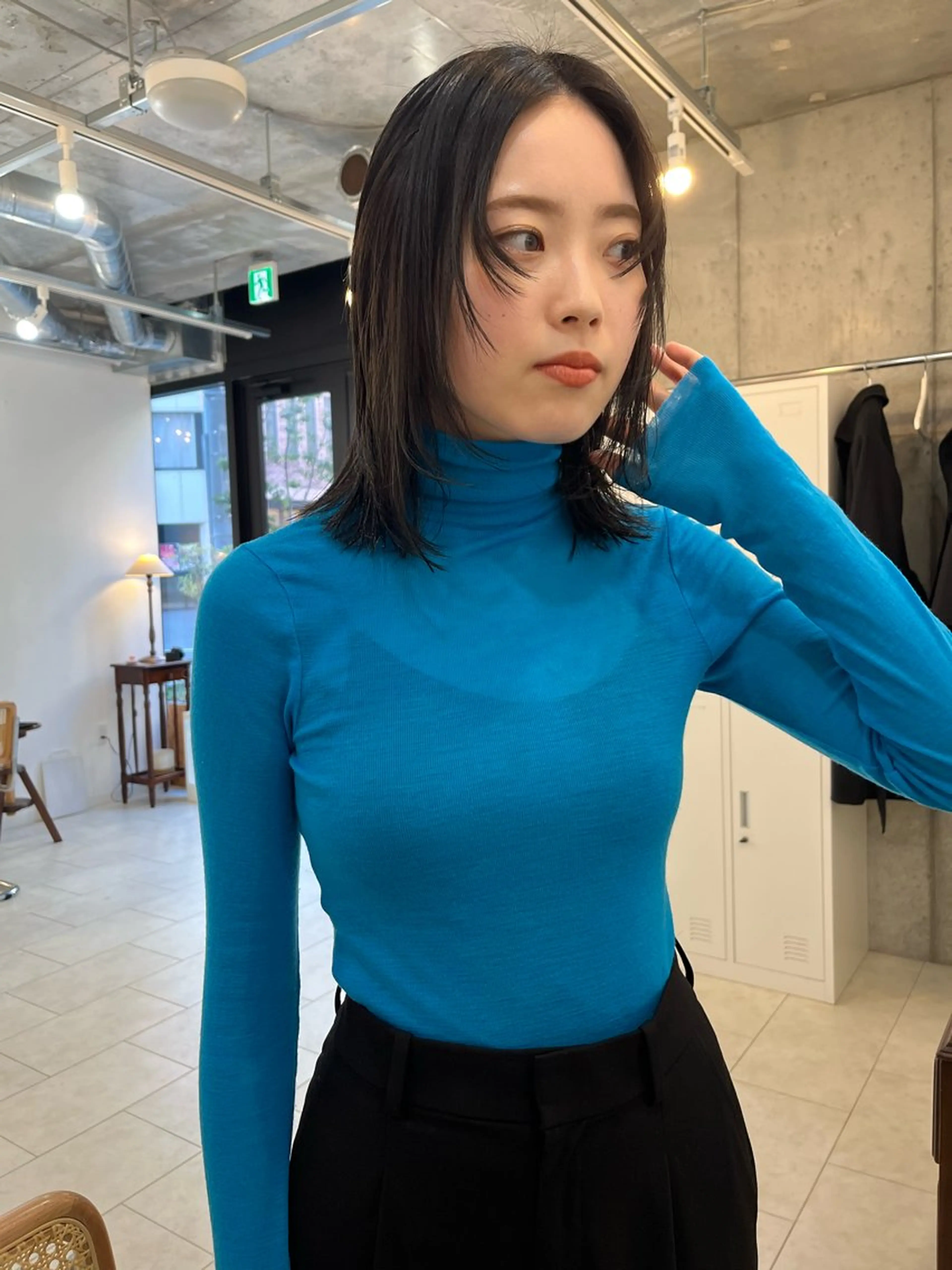 ミディアム カラー パーマ カット トリートメント NOUN所属・eri kinjoのヘアスタイル