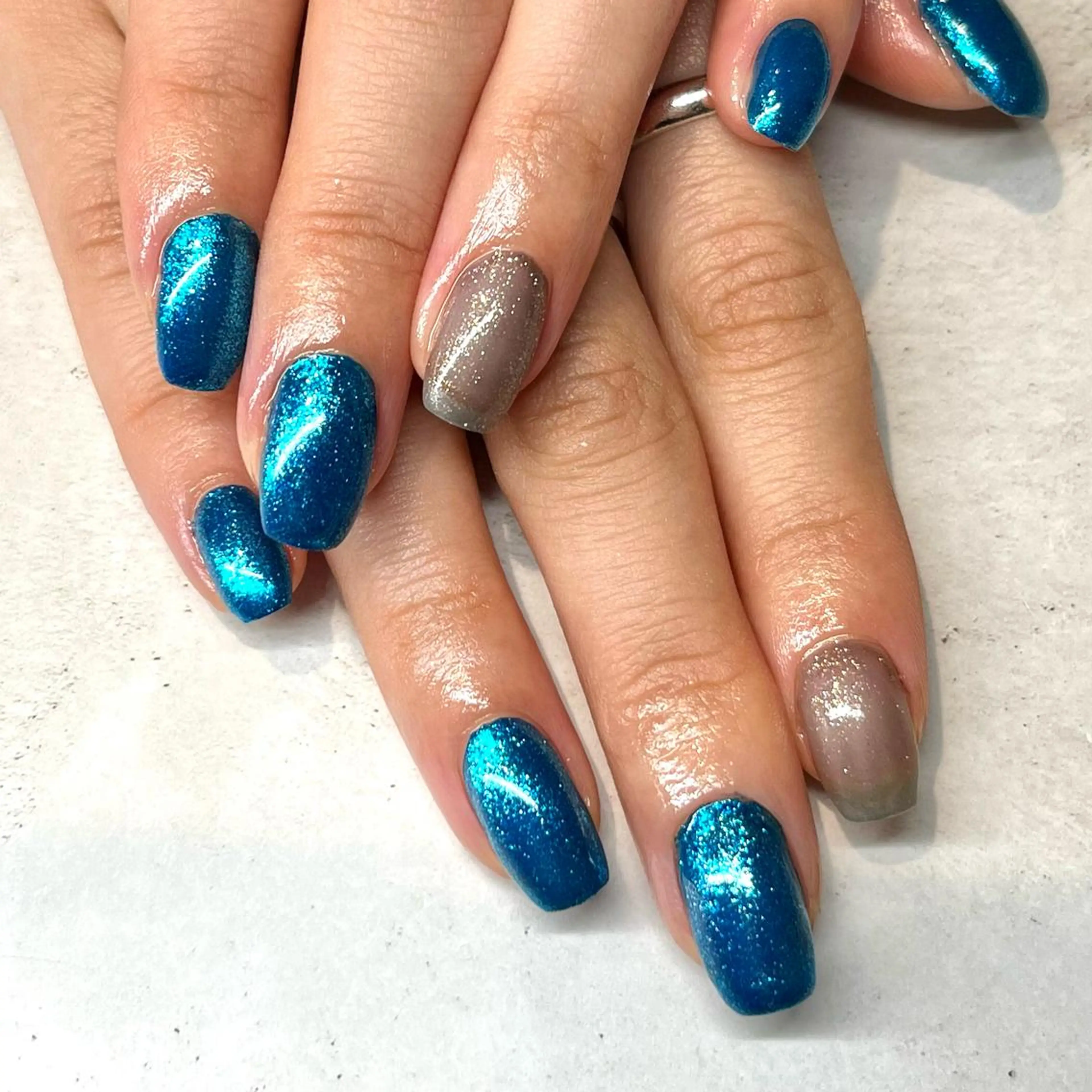 ネイル ワンカラーネイル 長澤 茉凜のネイルデザイン