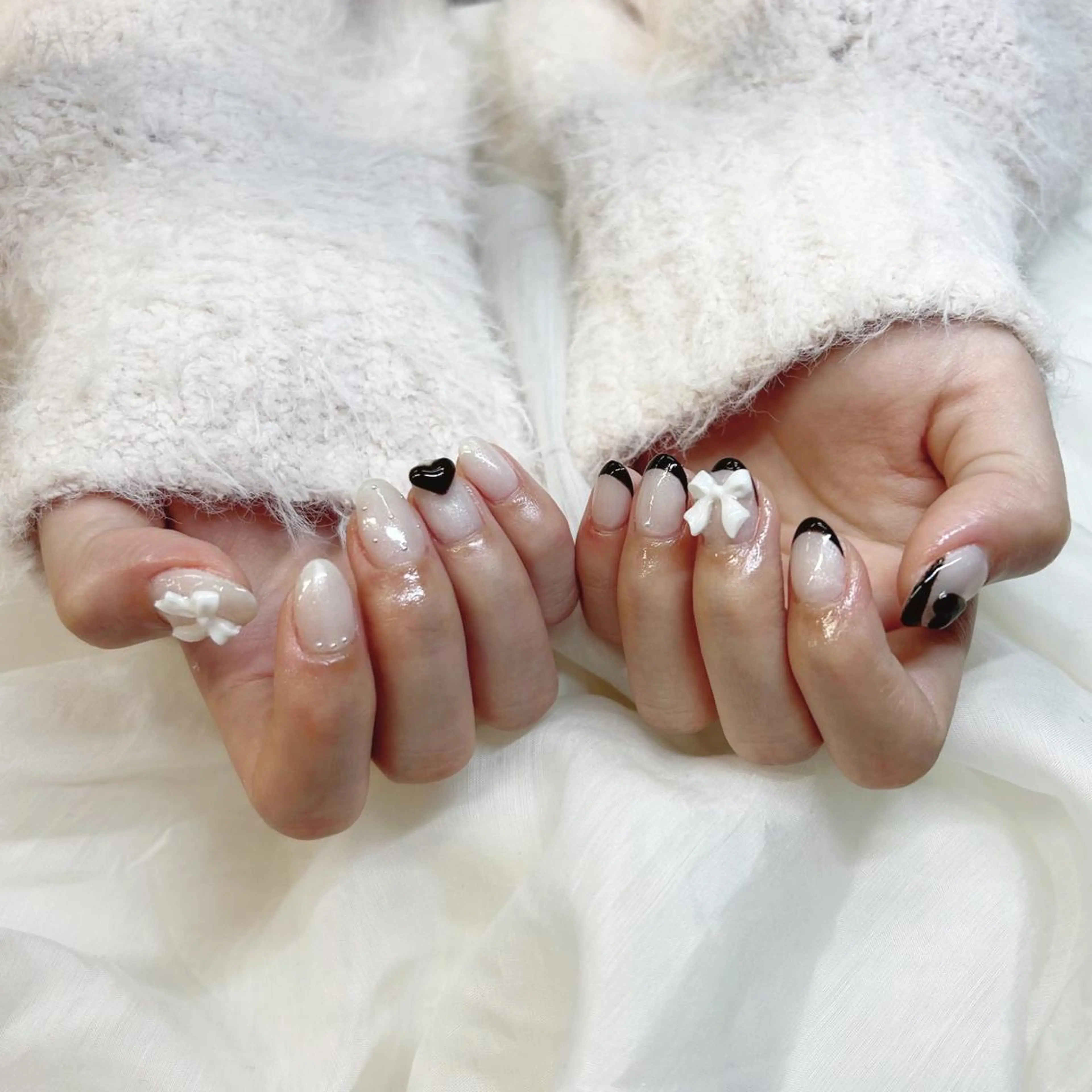 ネイル フレンチネイル ガーリー ハート ぷっくりネイル リボン EMANON心斎橋店所属・大阪心斎橋ネイル/ hinataのネイルデザイン