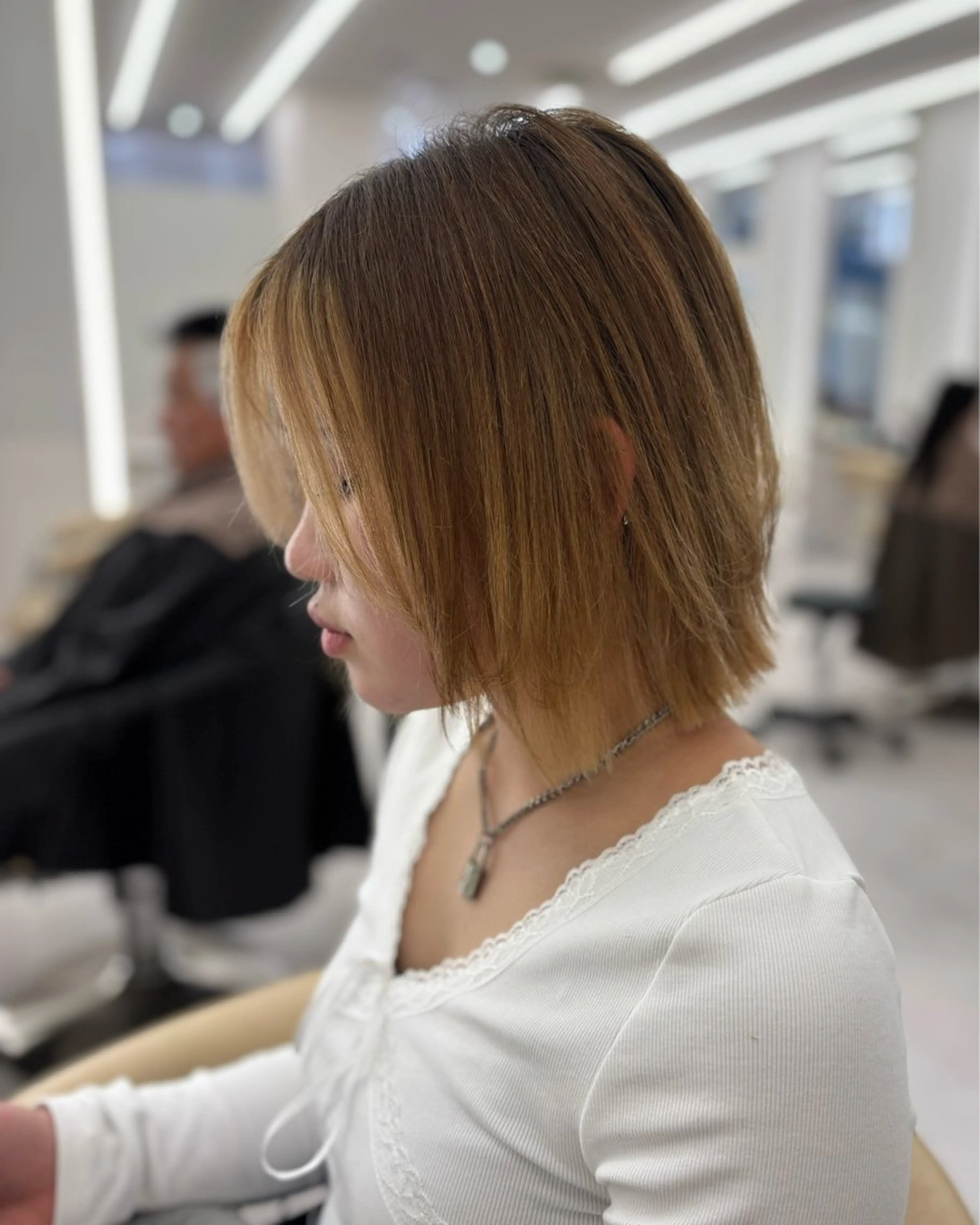 ミディアム ボブレイヤー ボブ レイヤーカット TriumpH 天王寺 miko🩵のヘアスタイル