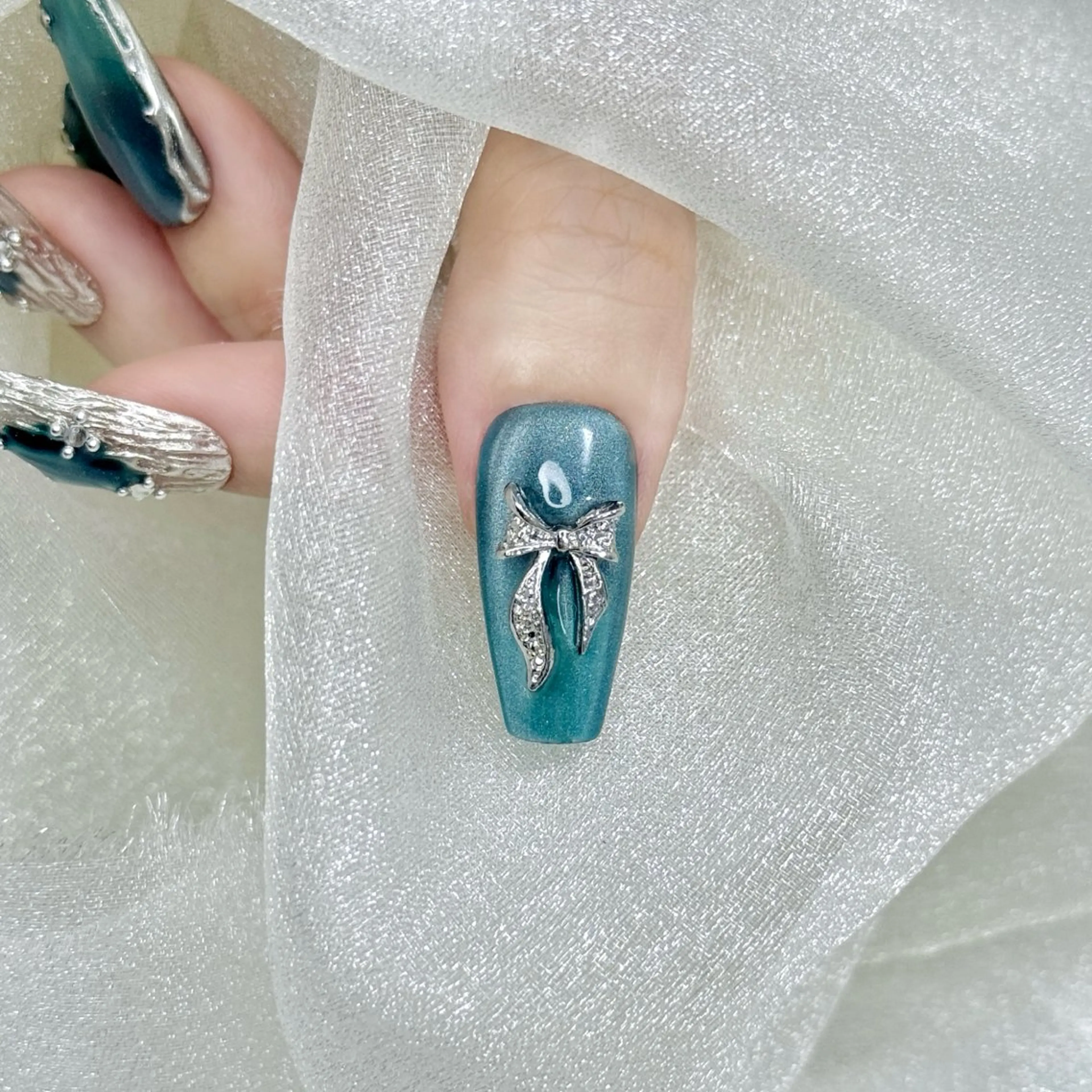 ネイル Nail salon Lycoris キキのネイルデザイン