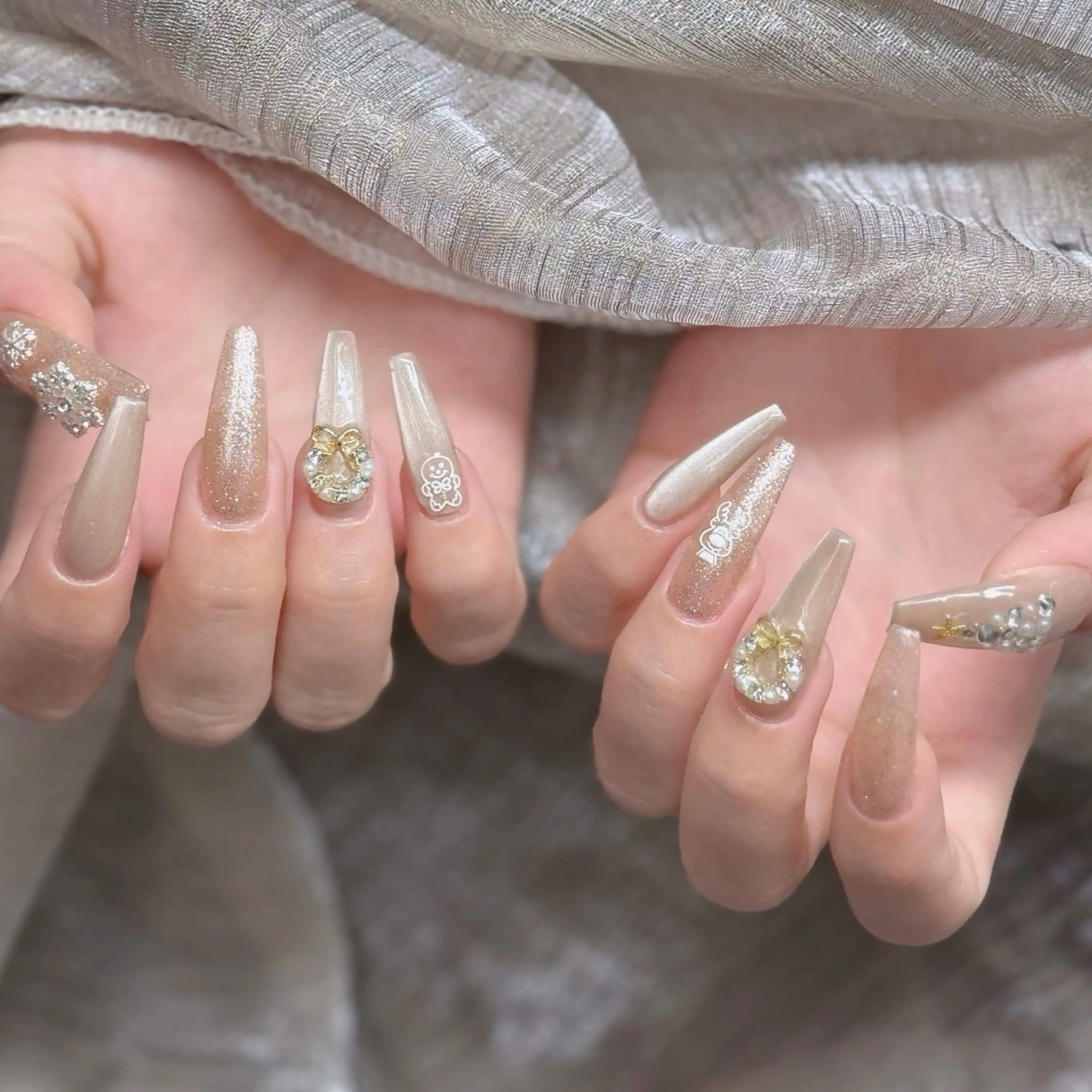 ネイル ロングネイル マグネットネイル リボン 夏ネイル スーパーロングネイル ハンドネイル Hani Nail XUKAのネイルデザイン