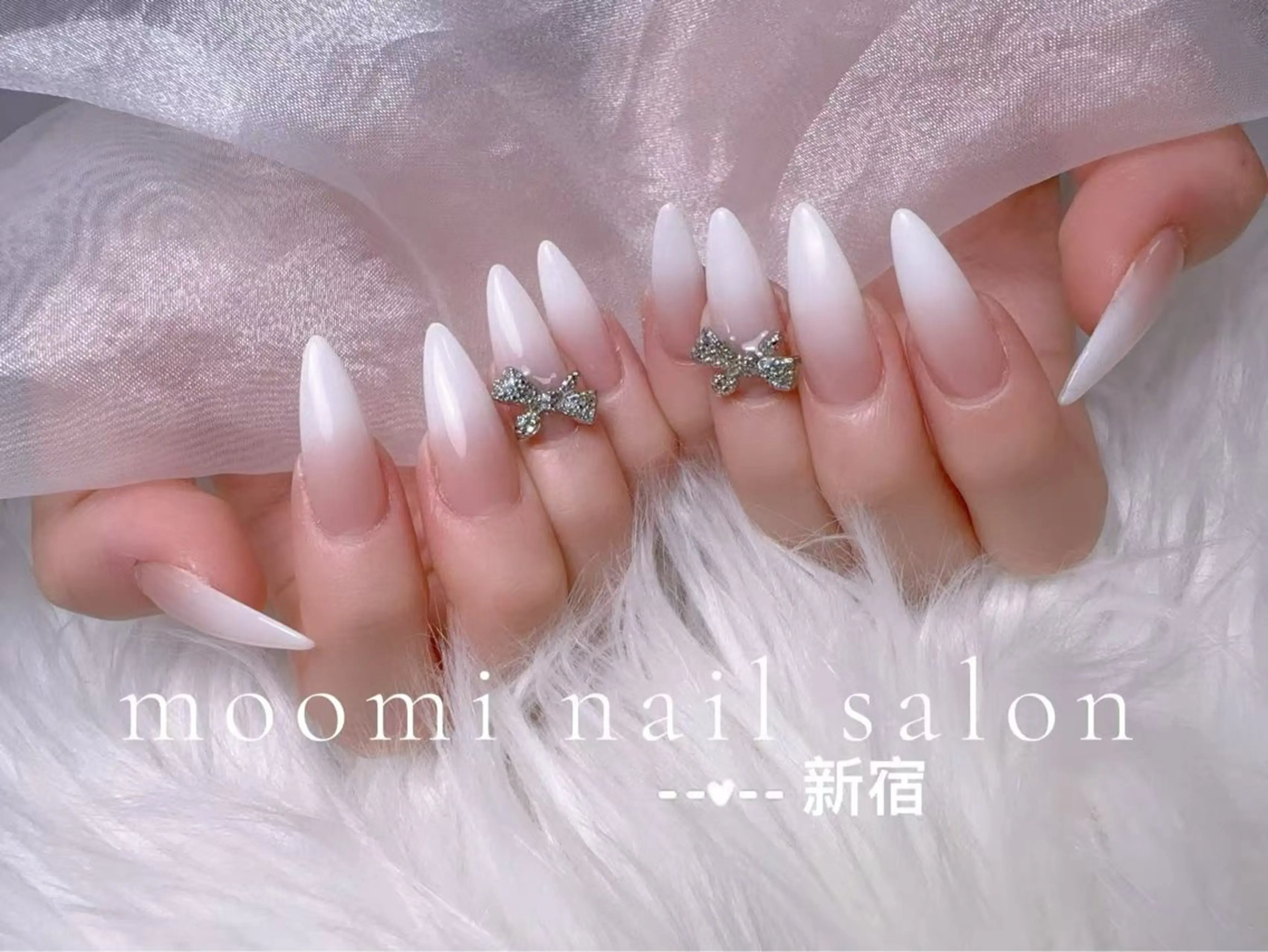 ロング ハンドネイル Moomi nail salonのネイルデザイン