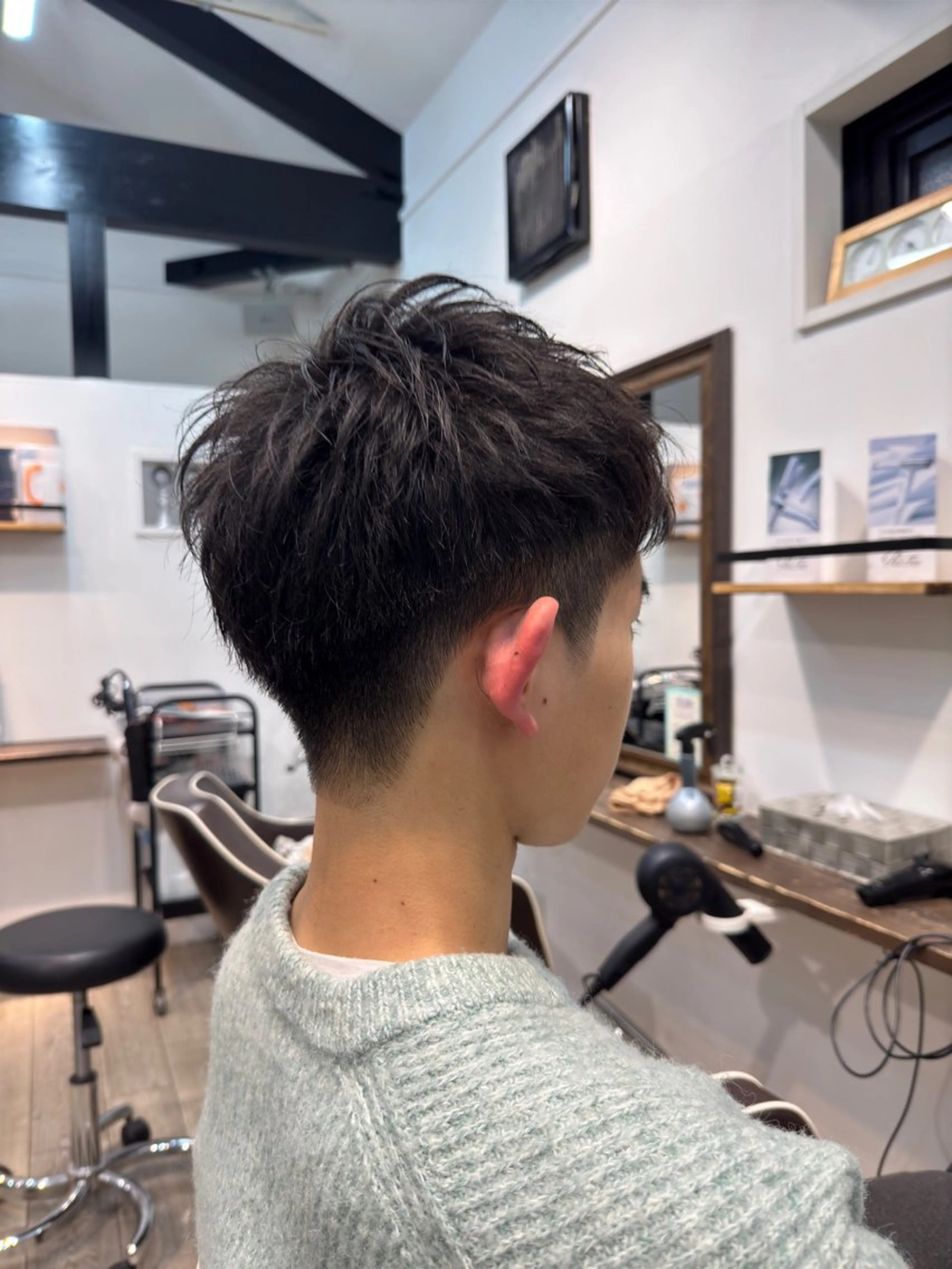 ショート Lowha(ローハ)所属・蓑島廉 ミノシマレンのヘアスタイル