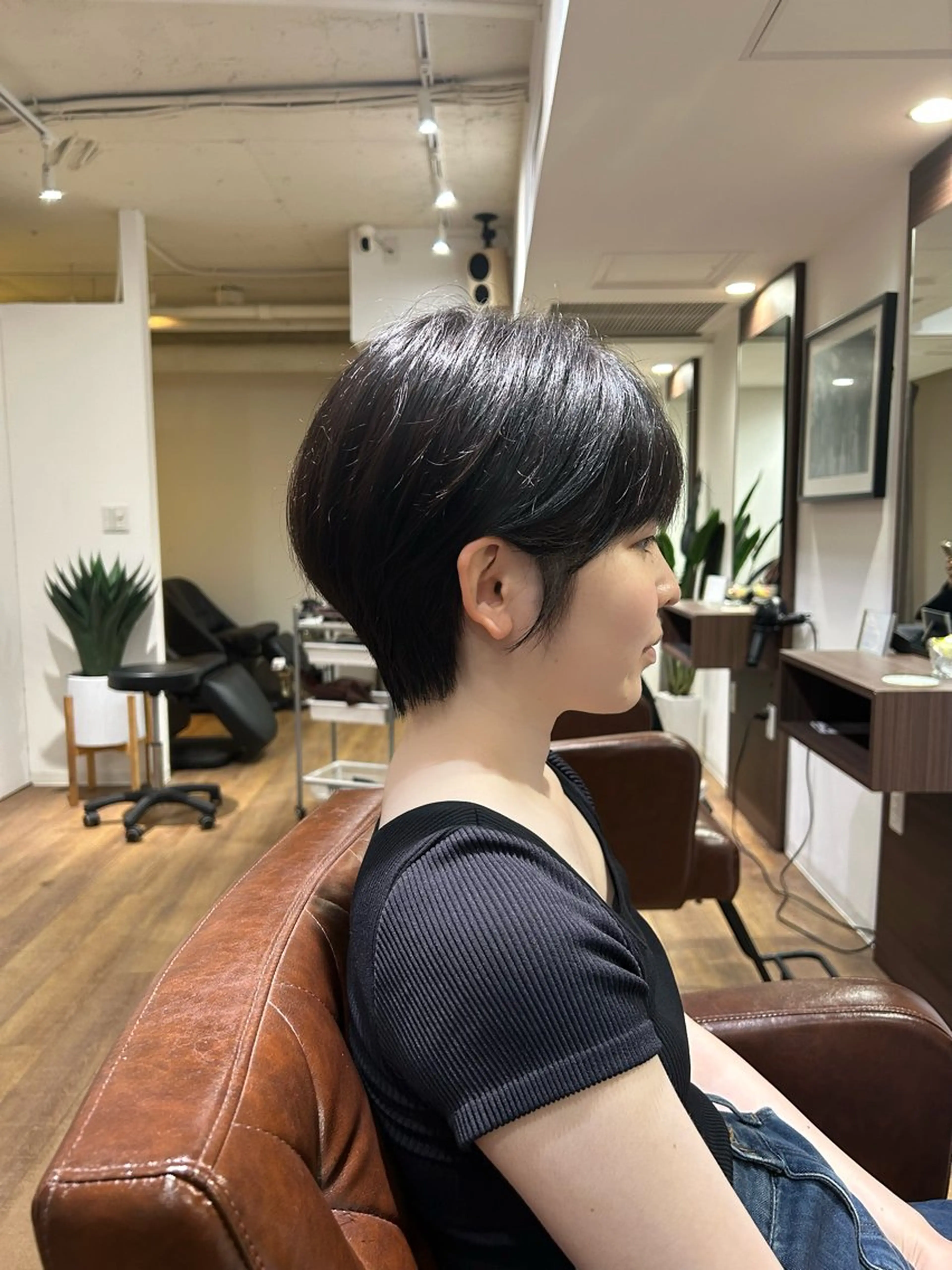 ショート くびれヘア ショートヘア カット ヘアカラー トリートメント trewa【トレワ】所属・縮毛矯正/ショート /伊藤はるかのヘアスタイル
