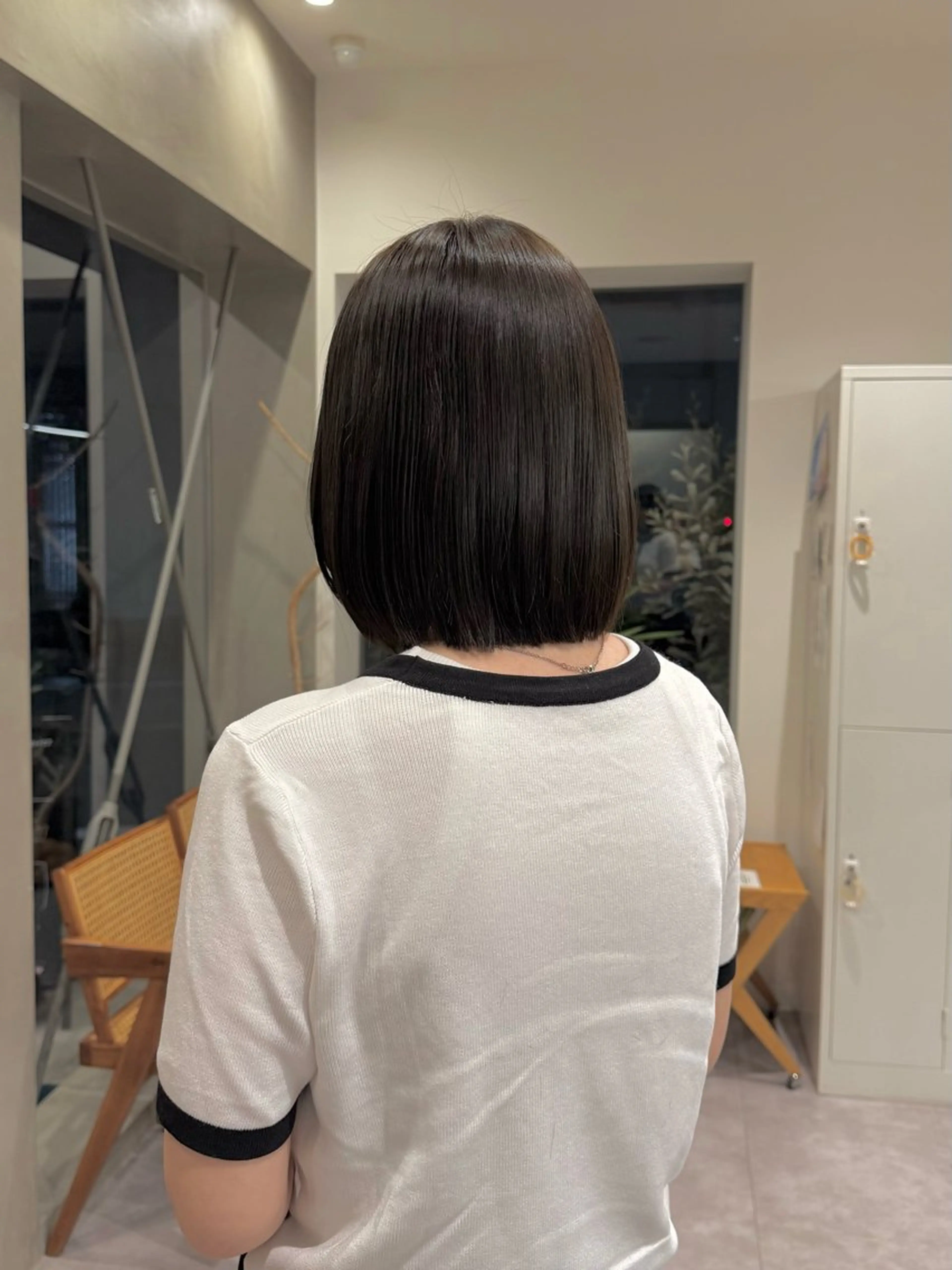 ショート カット ヘアカラー トリートメント AILERON 陣岸のヘアスタイル