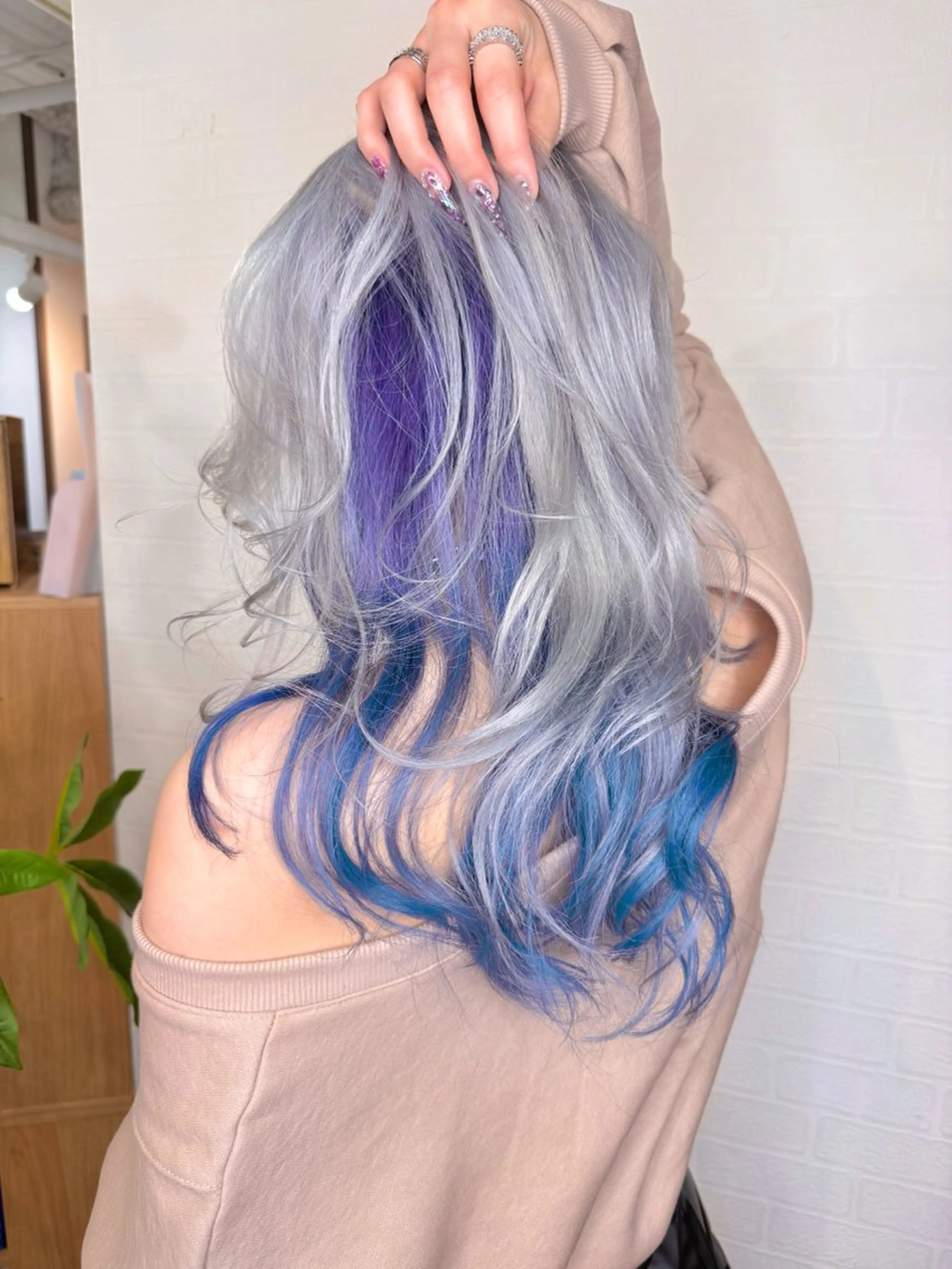 ロング パープルカラー Re:ta Hair 飯田淳平のヘアスタイル