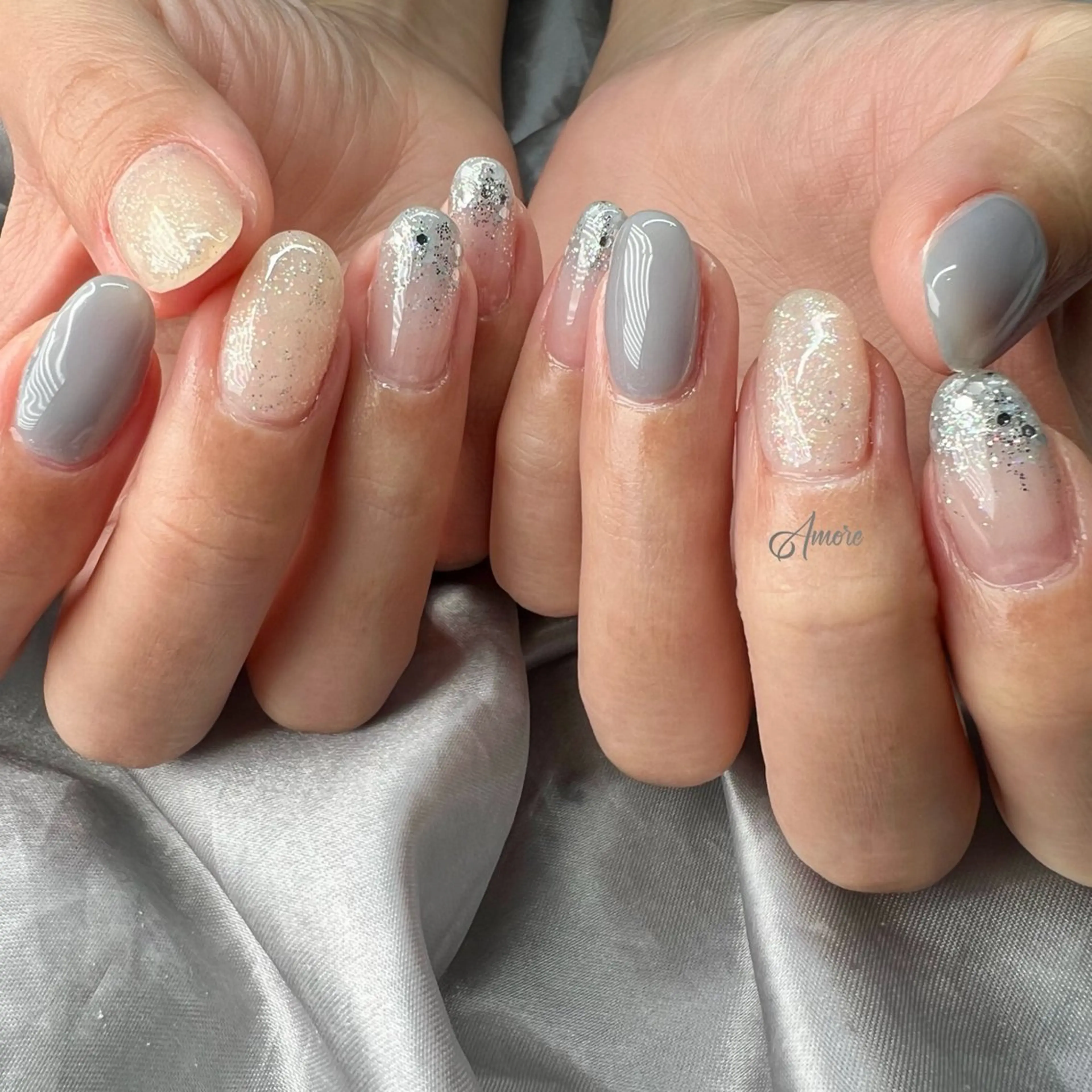 ネイル ジェルネイル キラキラネイル 韓国ネイル パラジェル 冬ネイル You kyehwaのネイルデザイン