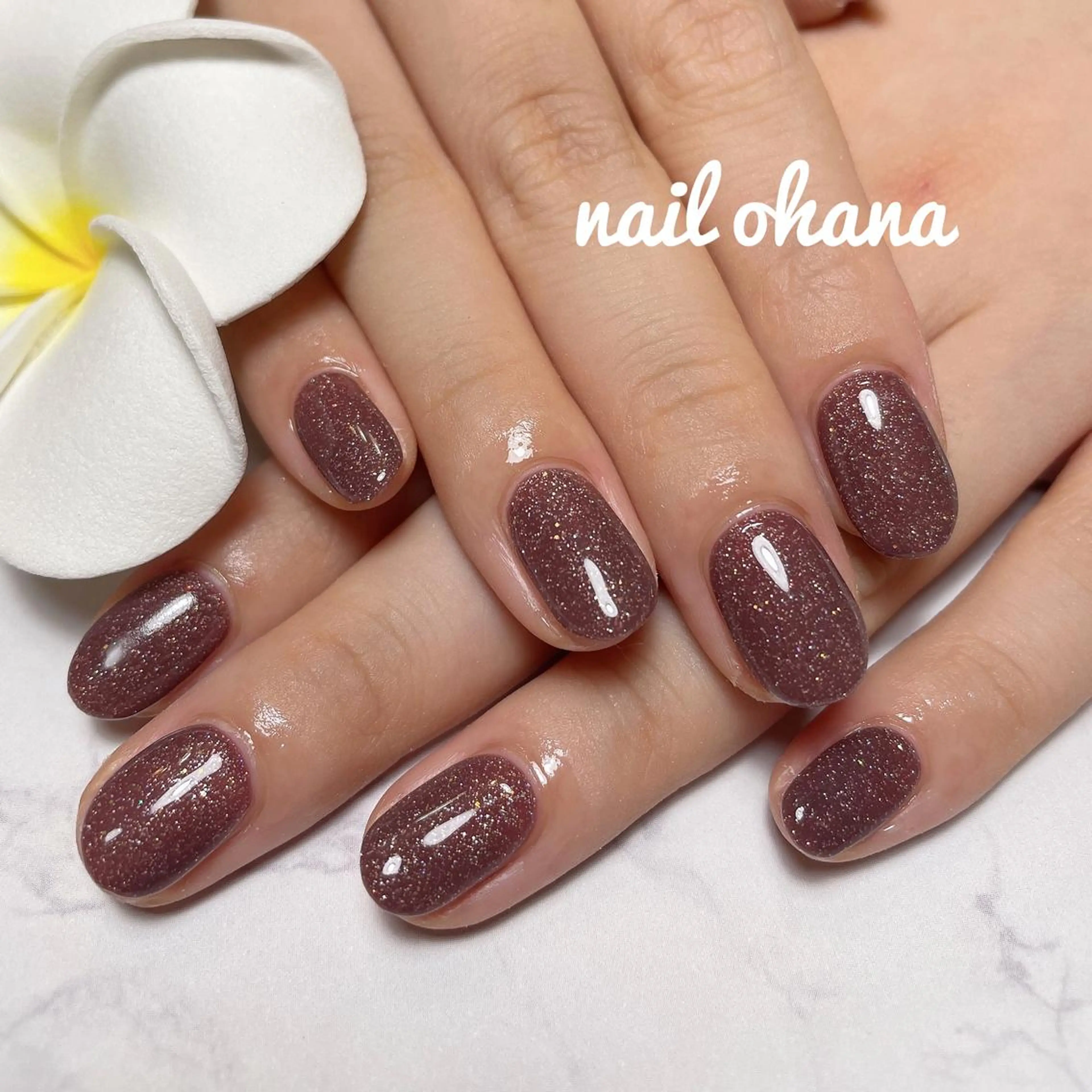 ネイル ジェルネイル キラキラネイル 持ち込み ワンカラーネイル ショートネイル 那覇🏝️台湾人 ネイリストSHIUのネイルデザイン