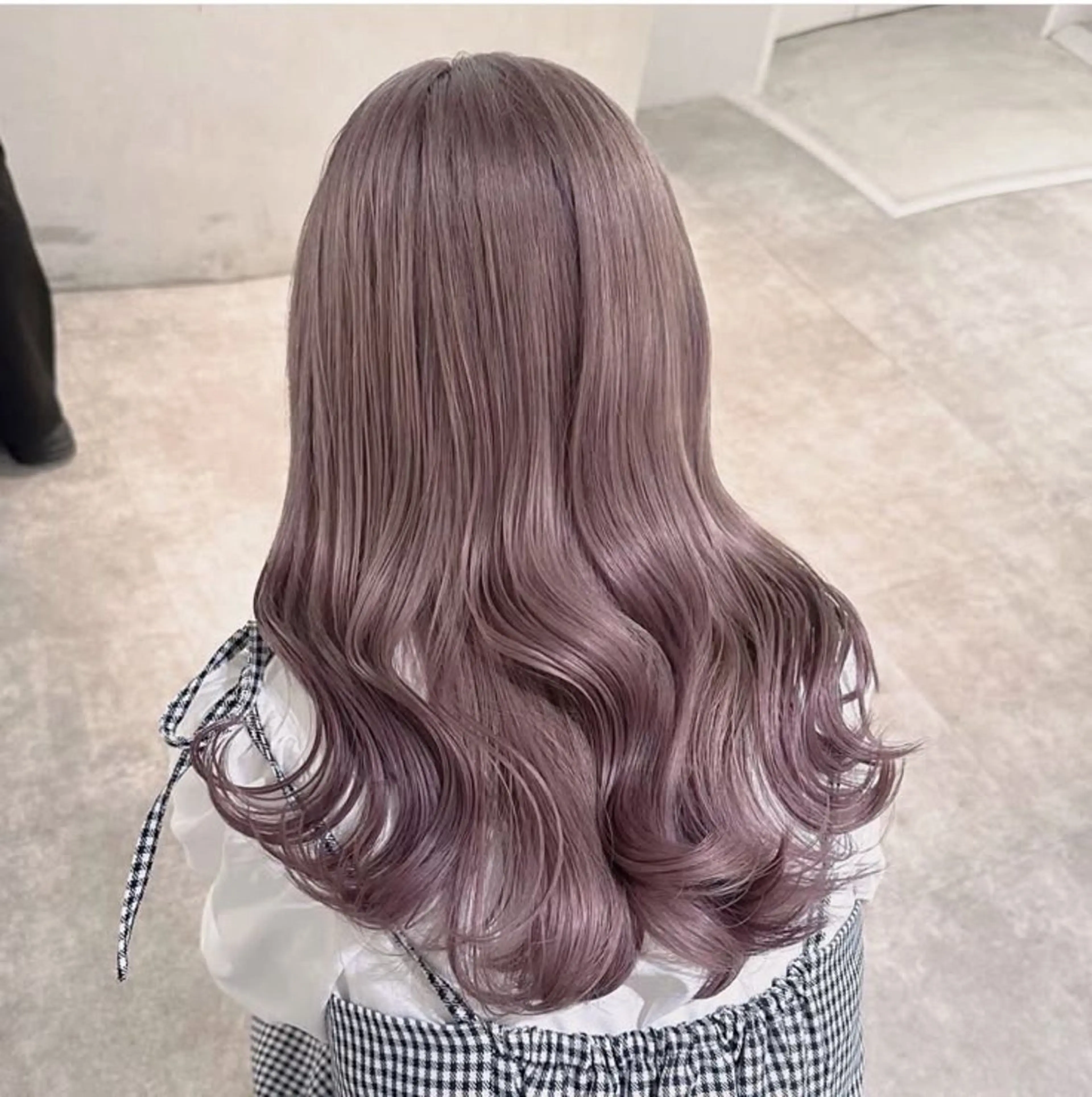 ロング カラー ベージュカラー ラベンダーカラー ラベンダーベージュ salowin原宿iori所属・💋ハイトーンデザイ ンヘア💋A'nyuのヘアスタイル