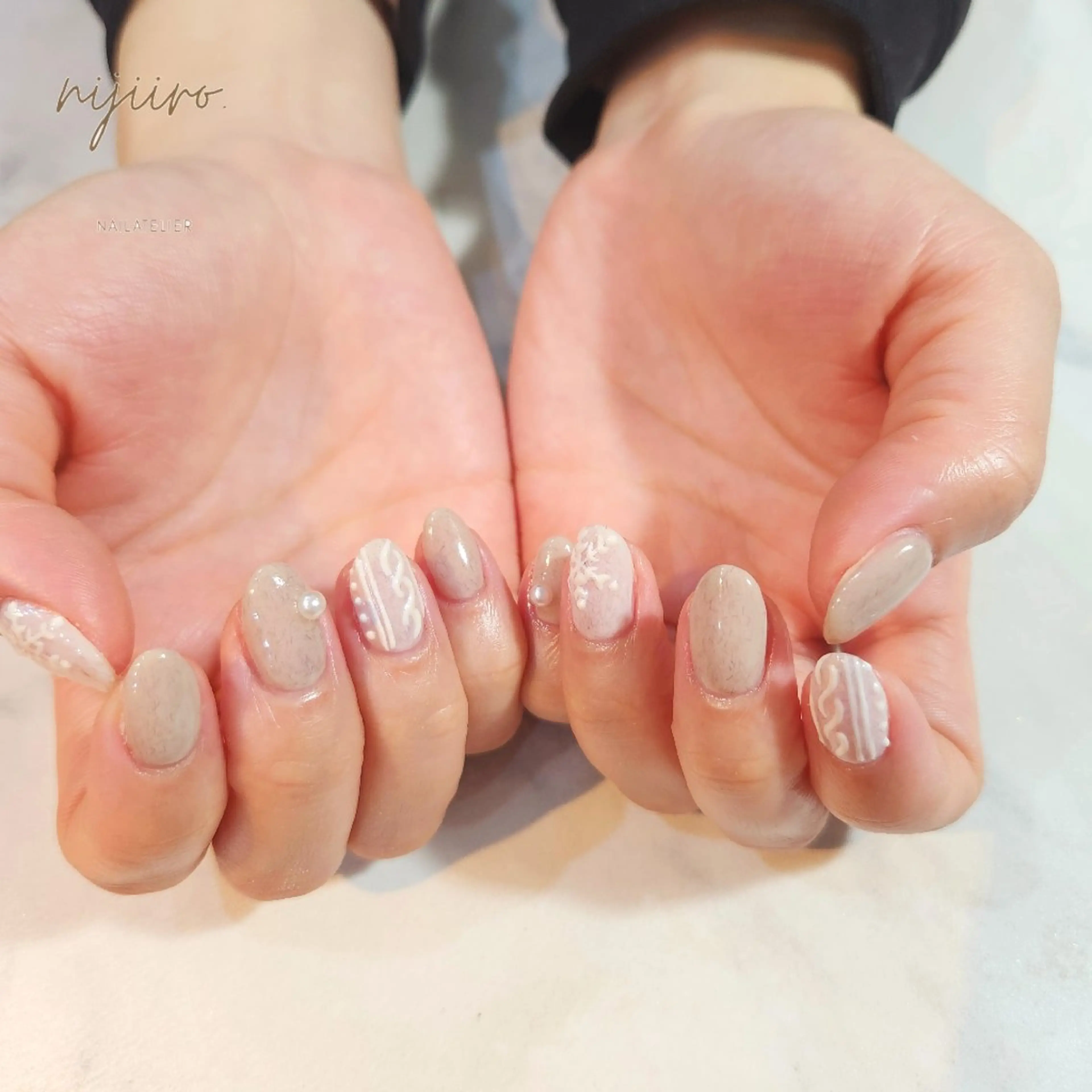 ネイル ハンドネイル nailatelier nijiiro.所属・nijiiro🌈 サトウのネイルデザイン
