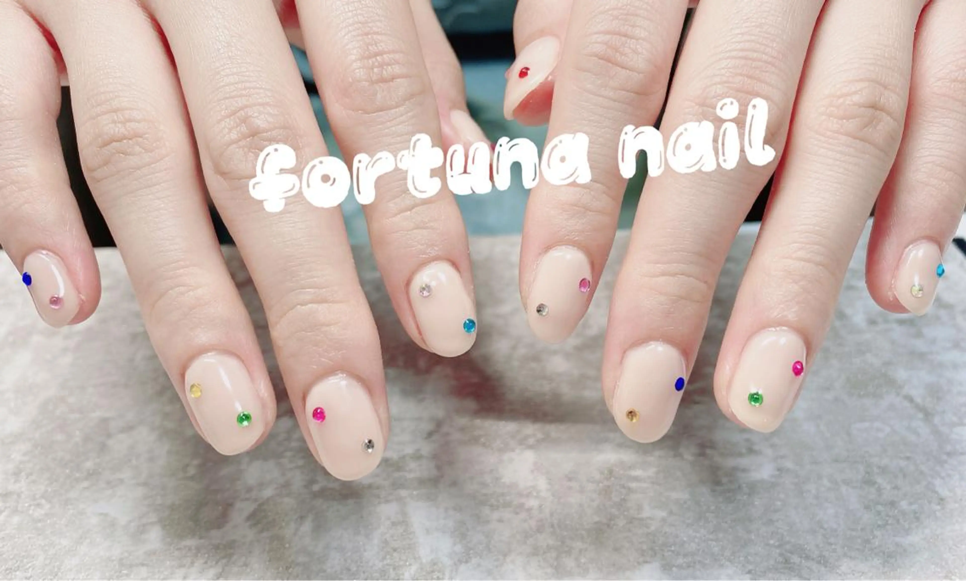 ネイル ハンドネイル ハンドケア Nail •Head スパFortunaのネイルデザイン