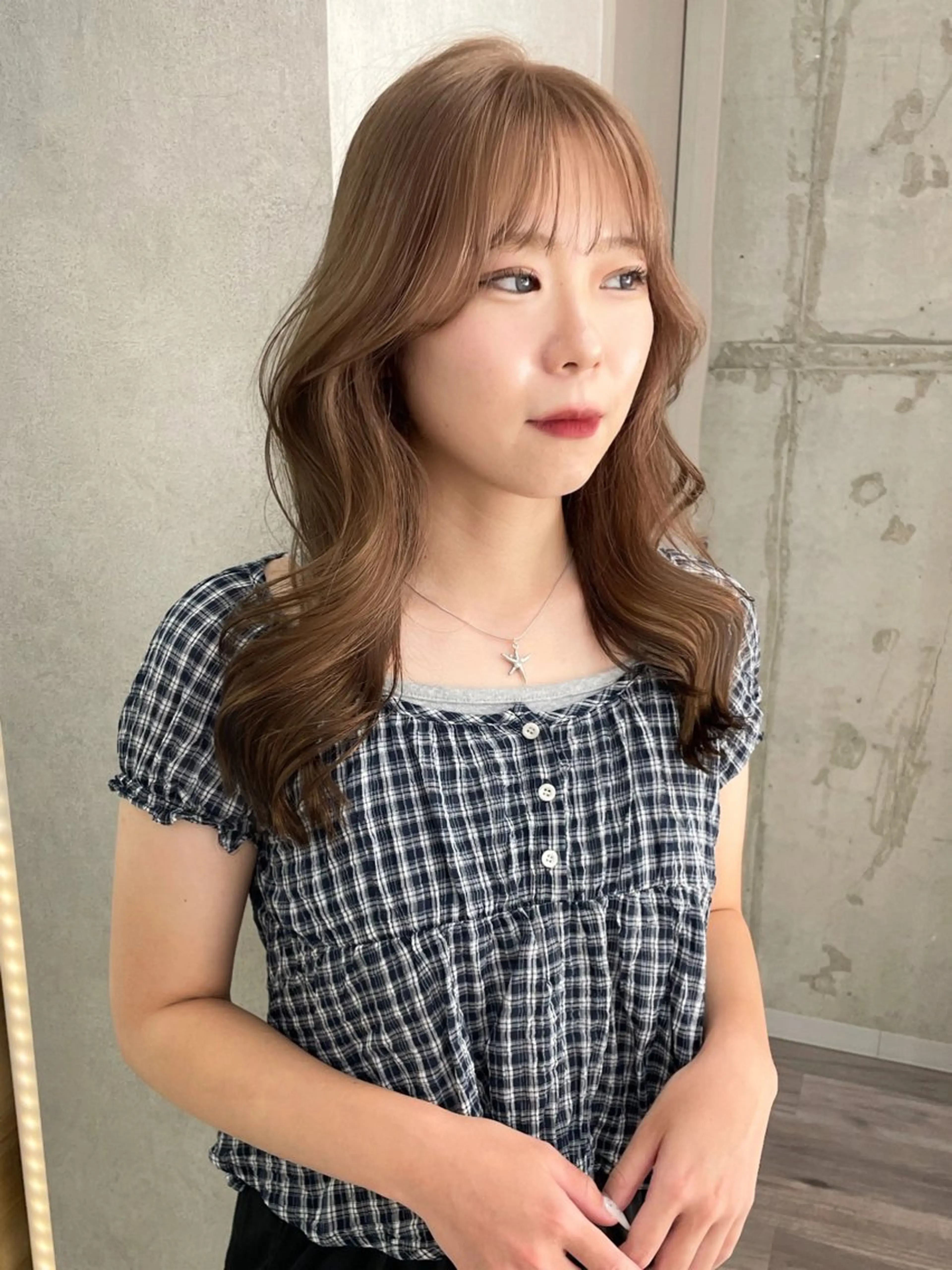 ミディアム カラー ブリーチ ブラウンカラー ミルクティーブラウン 似合わせカット ヘアカラー ブリーチ/ベージュ 💕/momoaのヘアスタイル