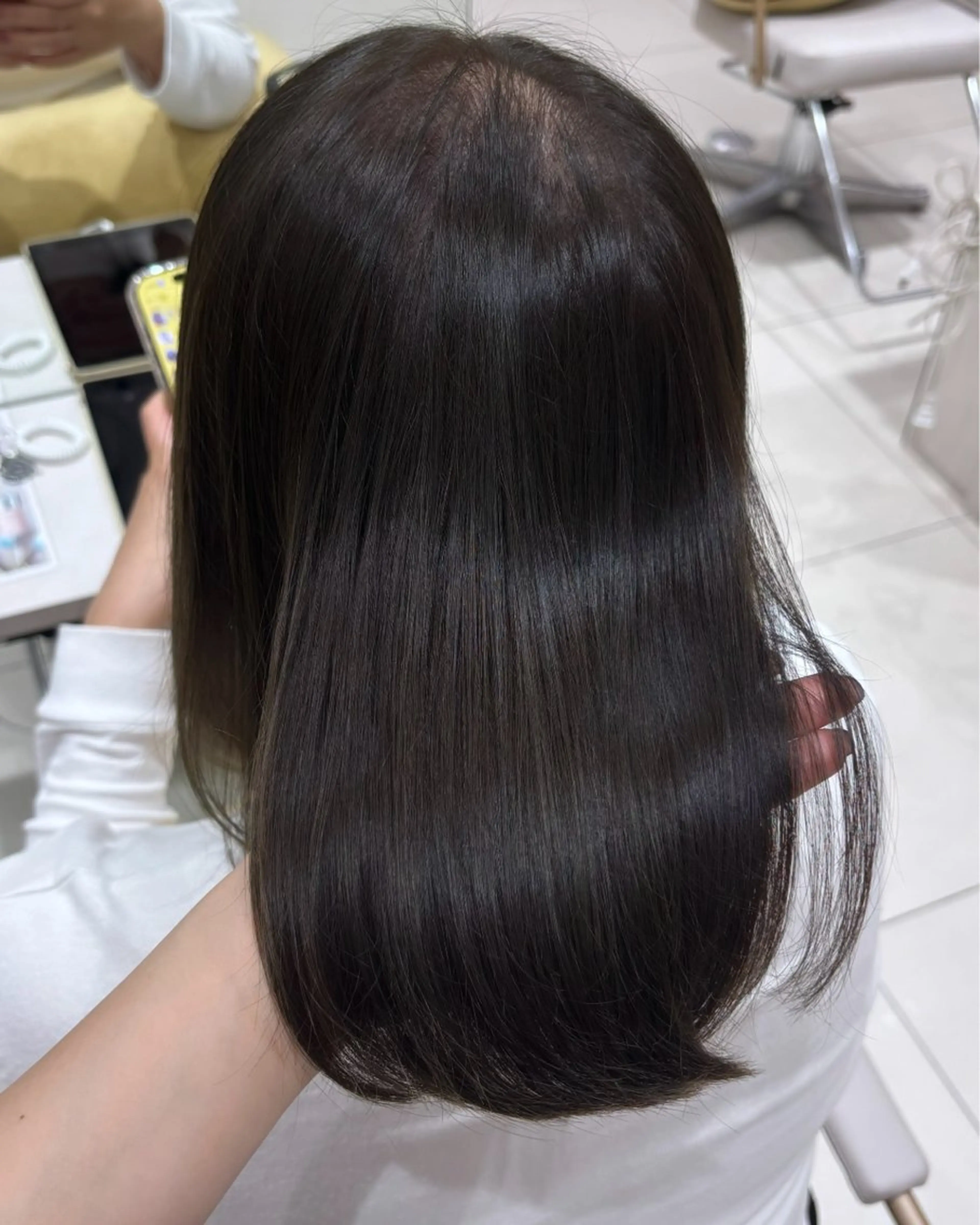 セミロング カラー 透明感カラー / レイヤー/ mamiのヘアスタイル