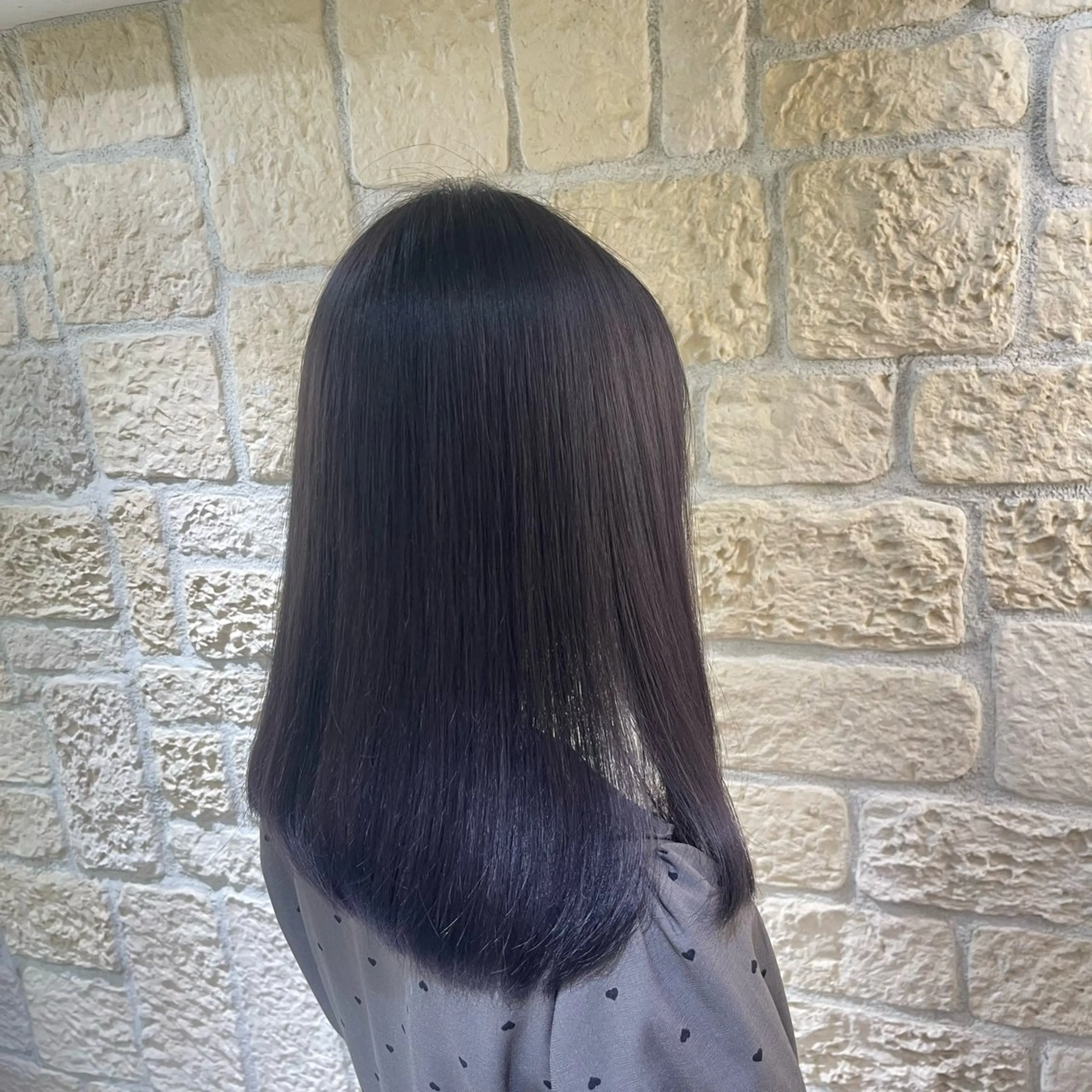 ミディアム luce所属・千代 夏輝のヘアスタイル