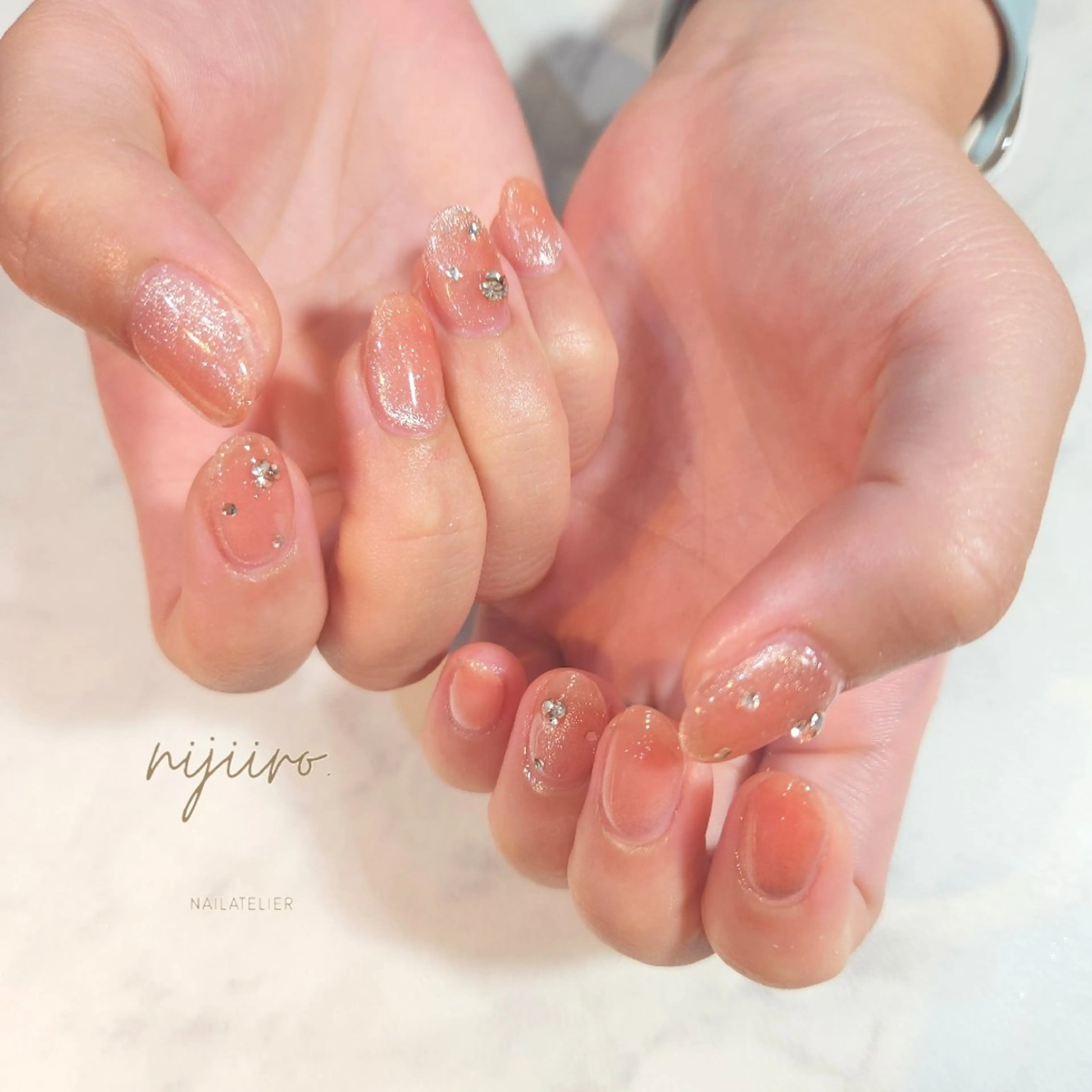 ネイル ハンドネイル nailatelier nijiiro.所属・nijiiro🌈 サトウのネイルデザイン