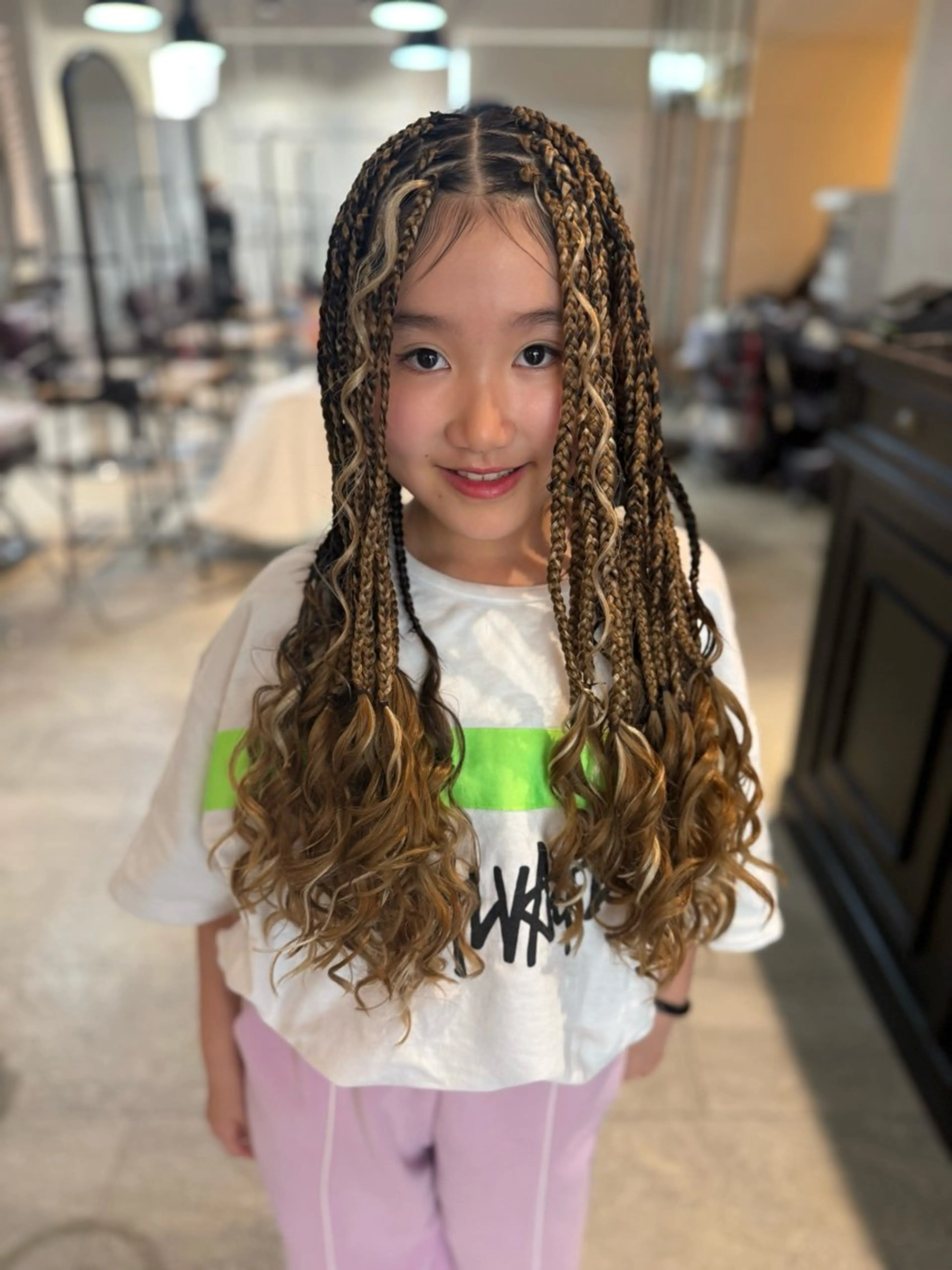 メンズ キッズ エクステ ヘアセット BRAIDS💎愛子 大人ハイライト💎のヘアスタイル