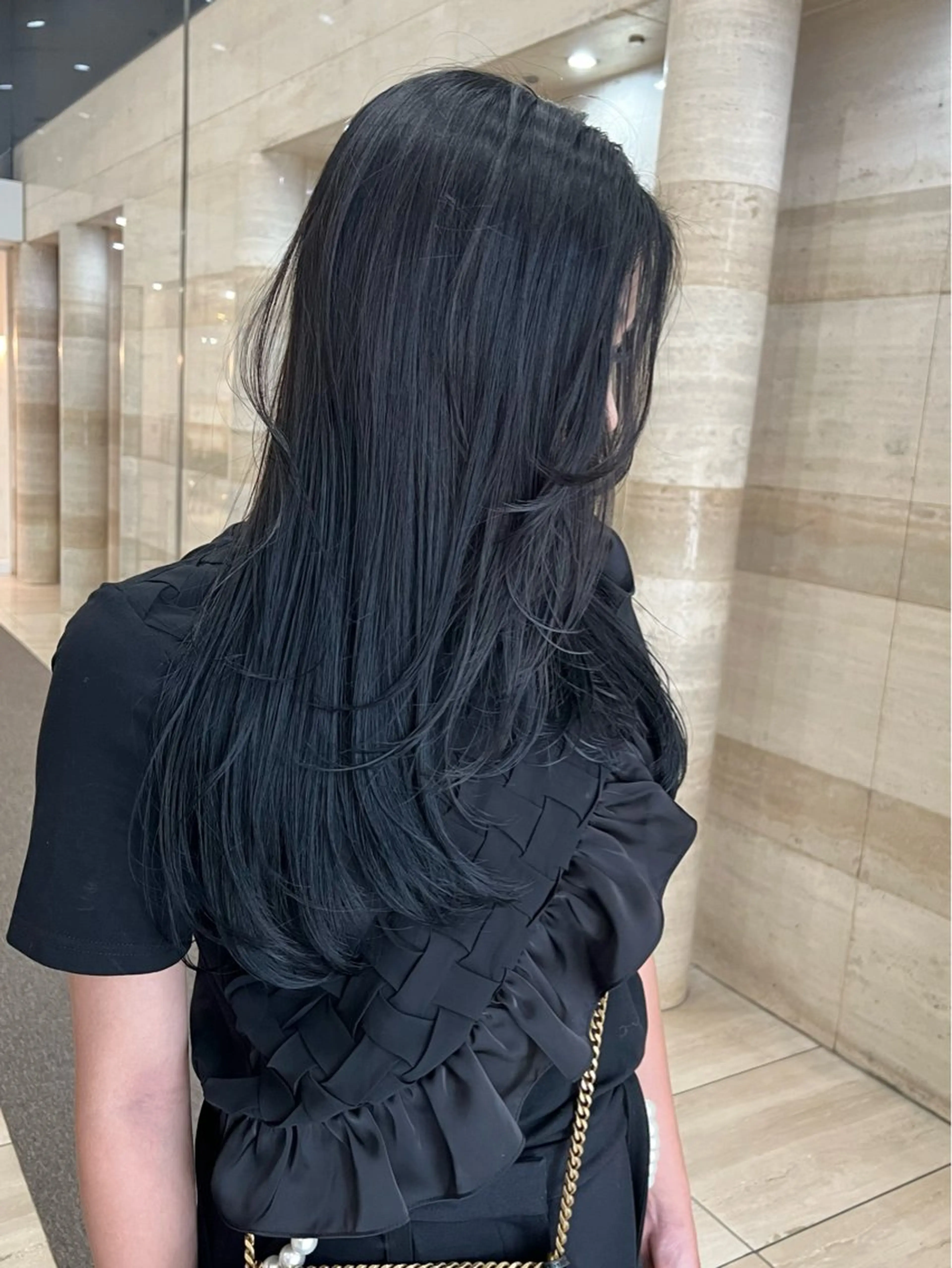 ロング カラー バレイヤージュ ベージュカラー ブリーチ ケアブリーチ ダブルカラー カット ヘアカラー トリートメント Via officialのヘアスタイル