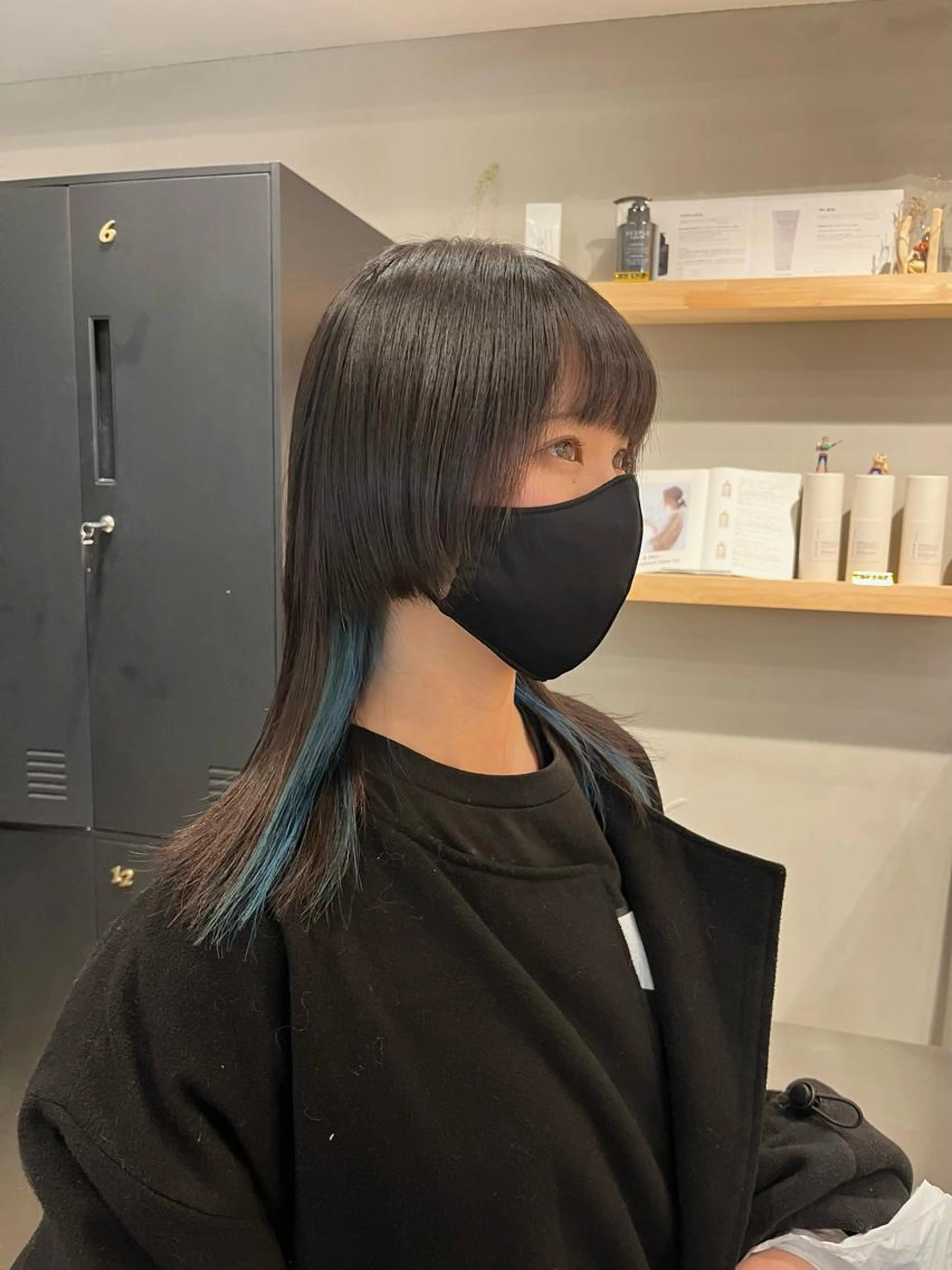 🪡リピーター様🪡【イヤリングカラー➕トリートメント（ブリーチ込み）】の写真