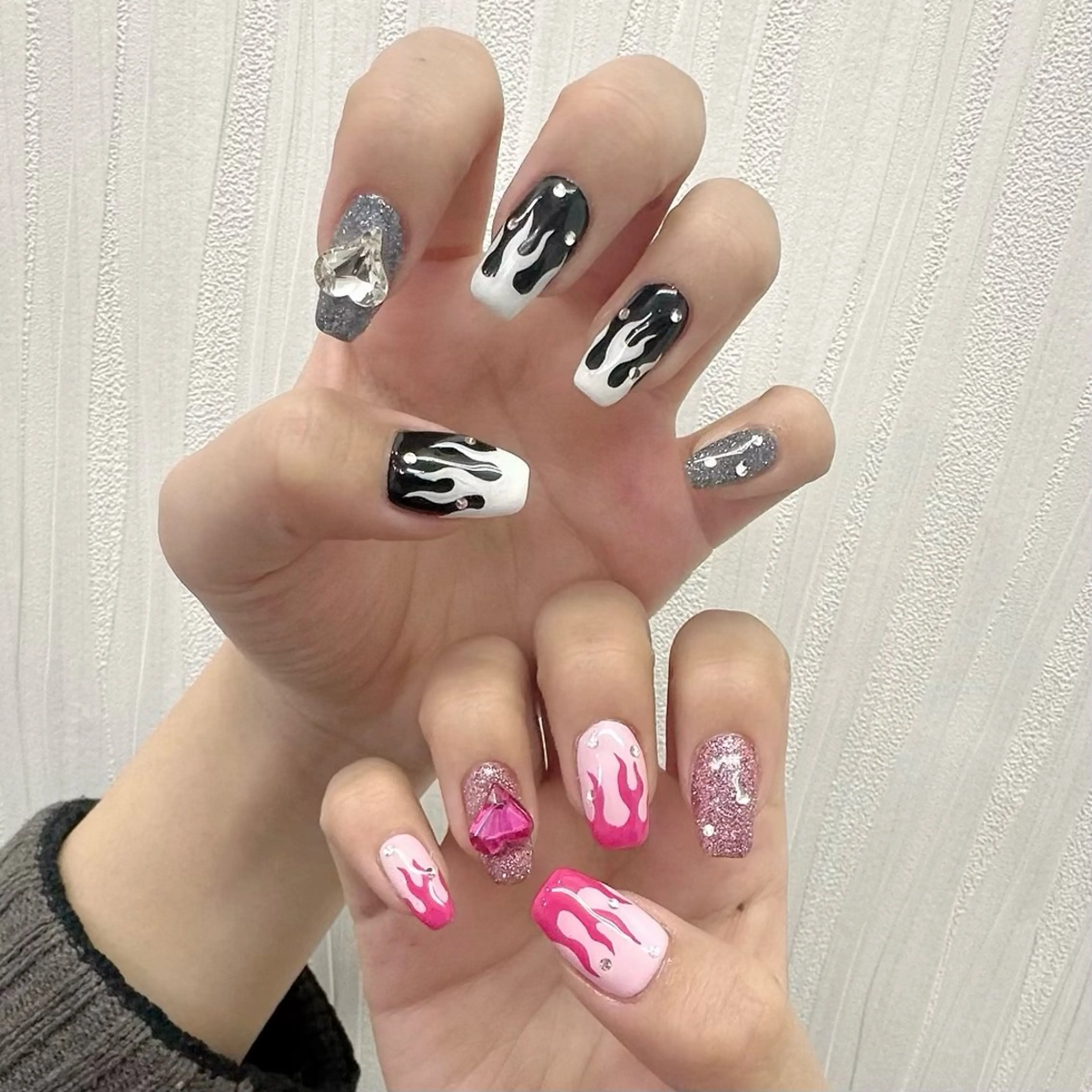 【オフなし120分❤️‍🔥】ハンド持ち込みしっかりコースオフなし🌹 パーツ込み＆時間内に終わるデザインの写真