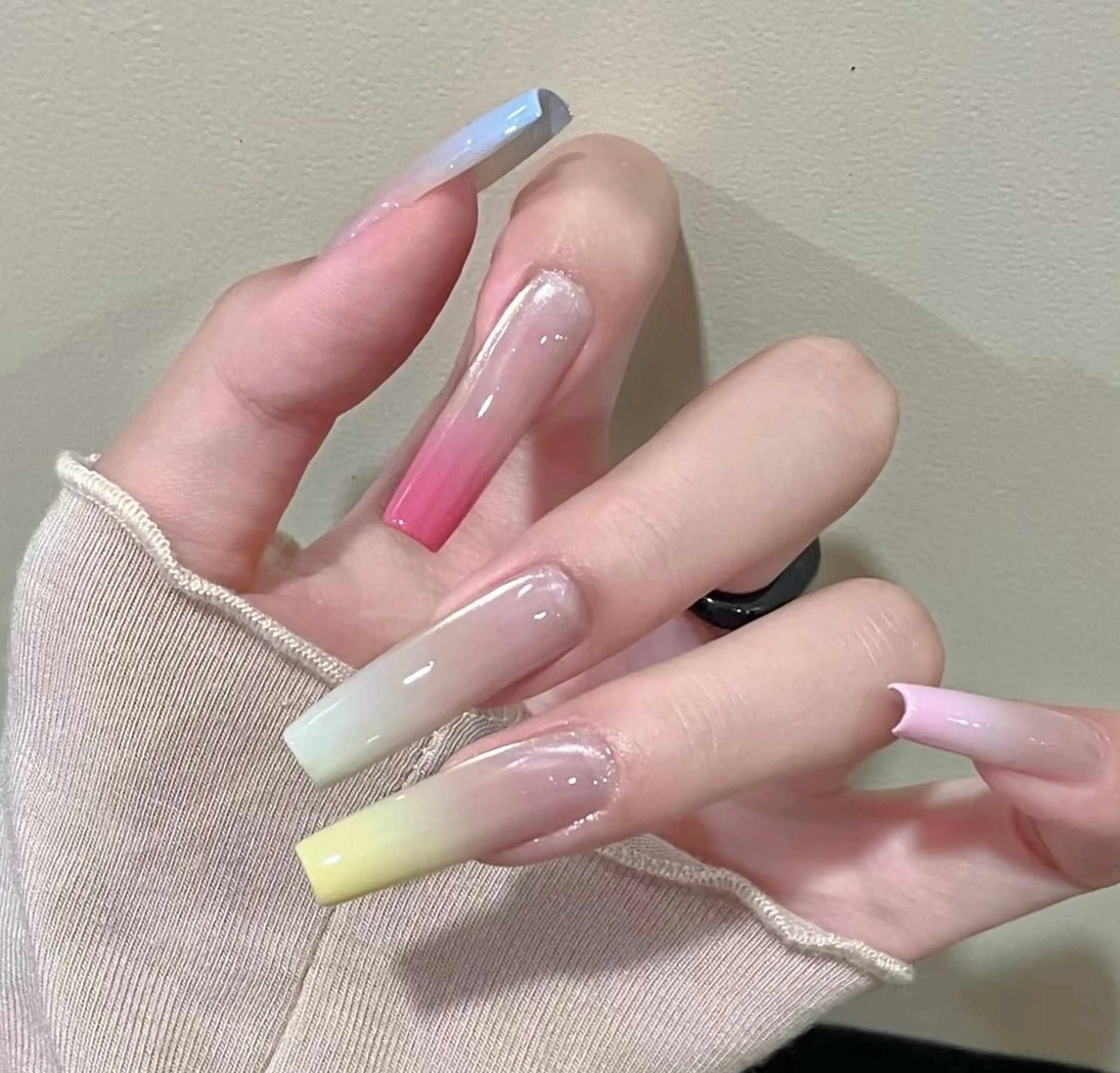 ネイル オーロラネイル クリアネイル 長さ出し フットネイル フレンチネイル ハンドネイル NEW NAIL 池袋のネイルデザイン