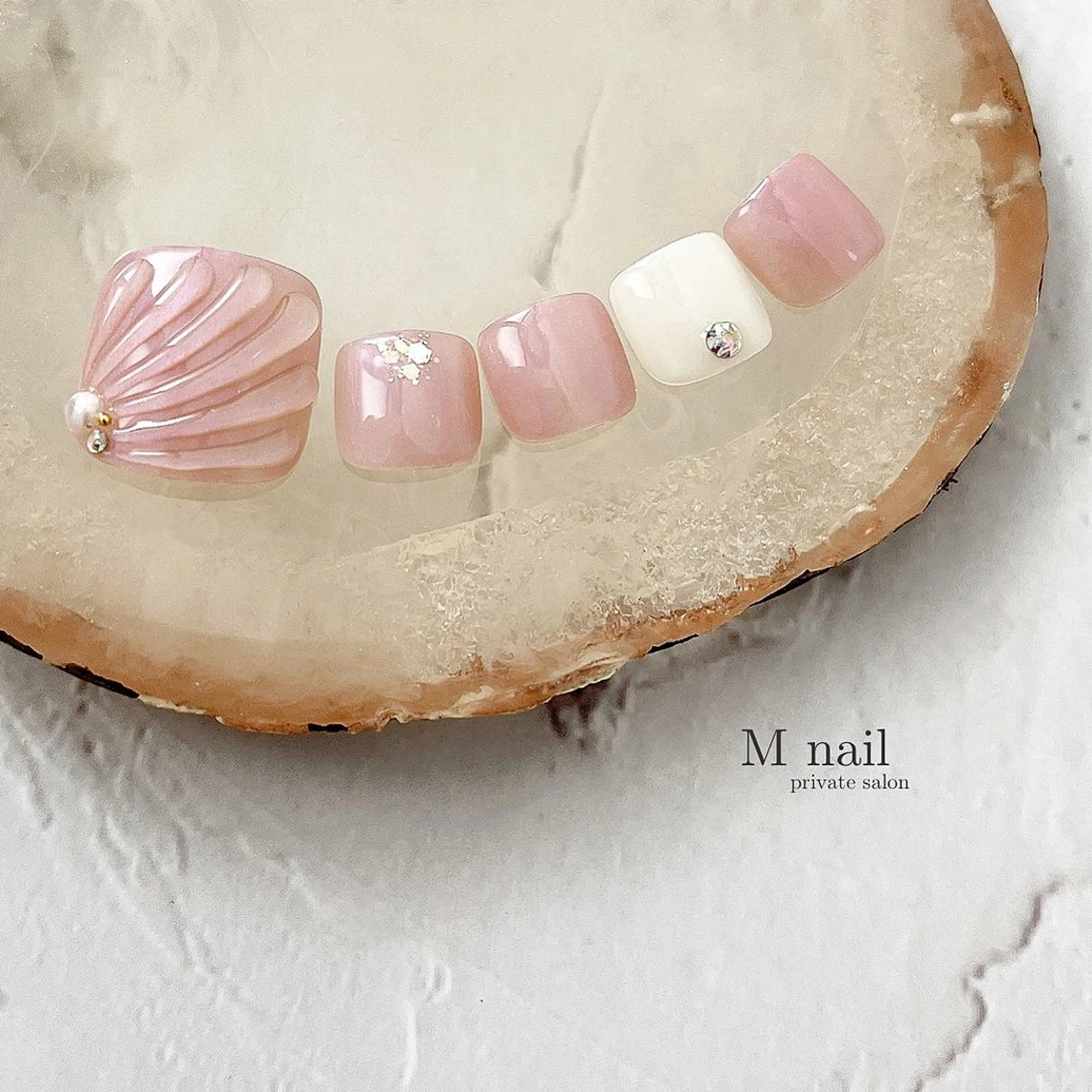 ネイル フットネイル M　nail所属・M nailのネイルデザイン