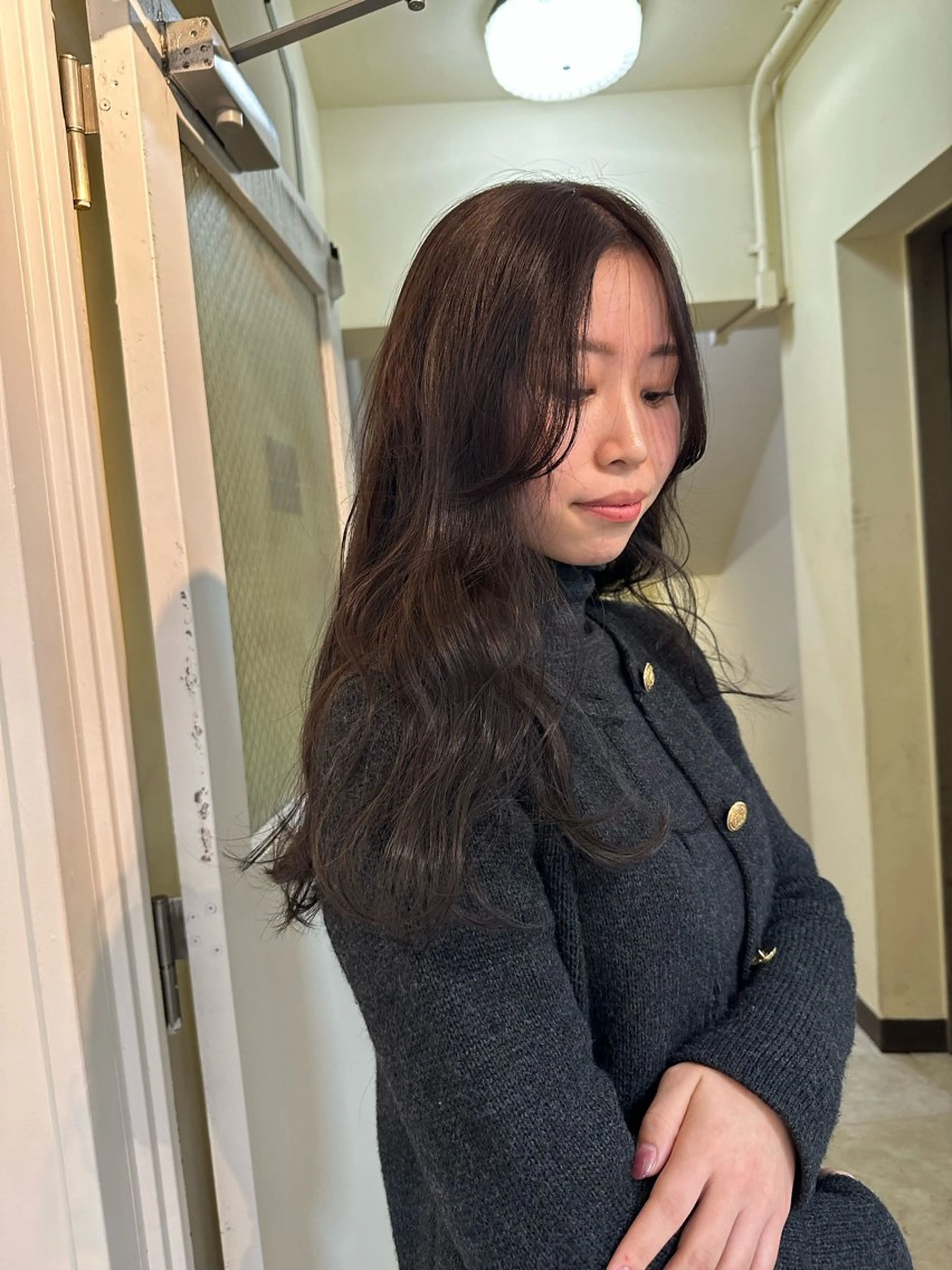 セミロング カラー ブラウンカラー FavyS「フェイヴィーズ」所属・竹中 彩音のヘアスタイル