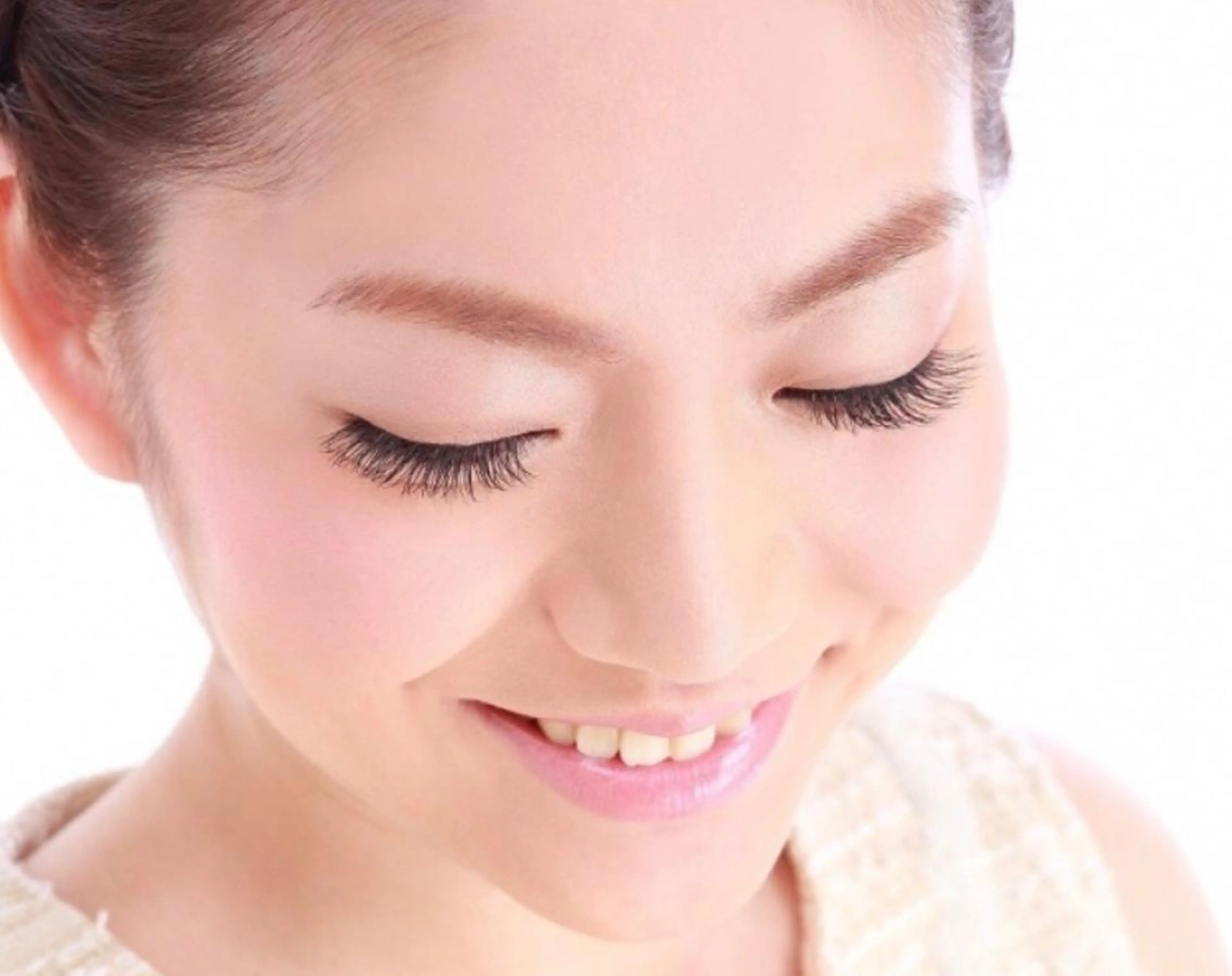 マツエク・マツパ Very (ベリー)所属・吉田 彩花の眉毛・アイブロウイメージ