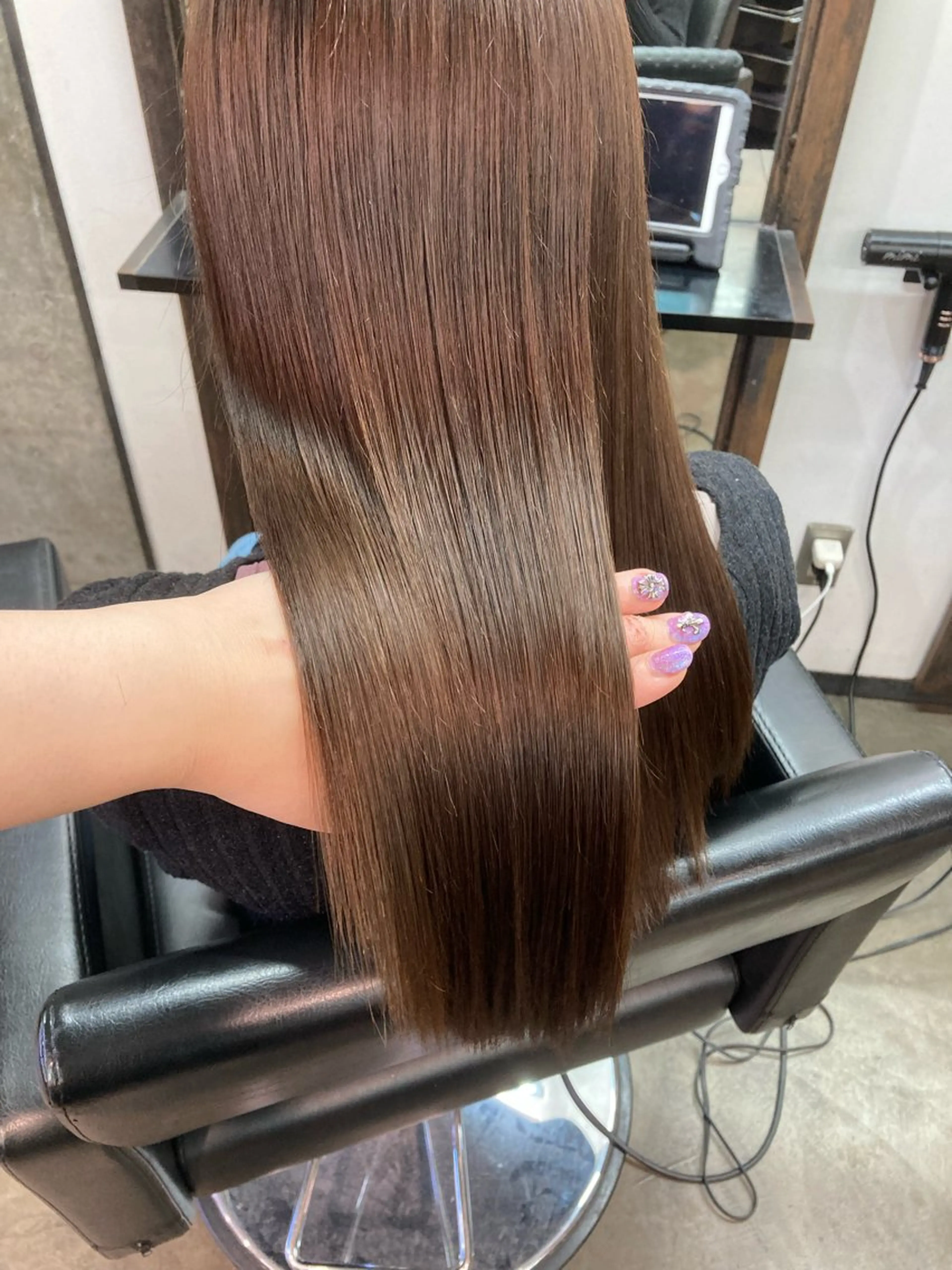 セミロング カラー トリートメント ✨最安値✨エクステ カラー🌼つきな🌼のヘアスタイル