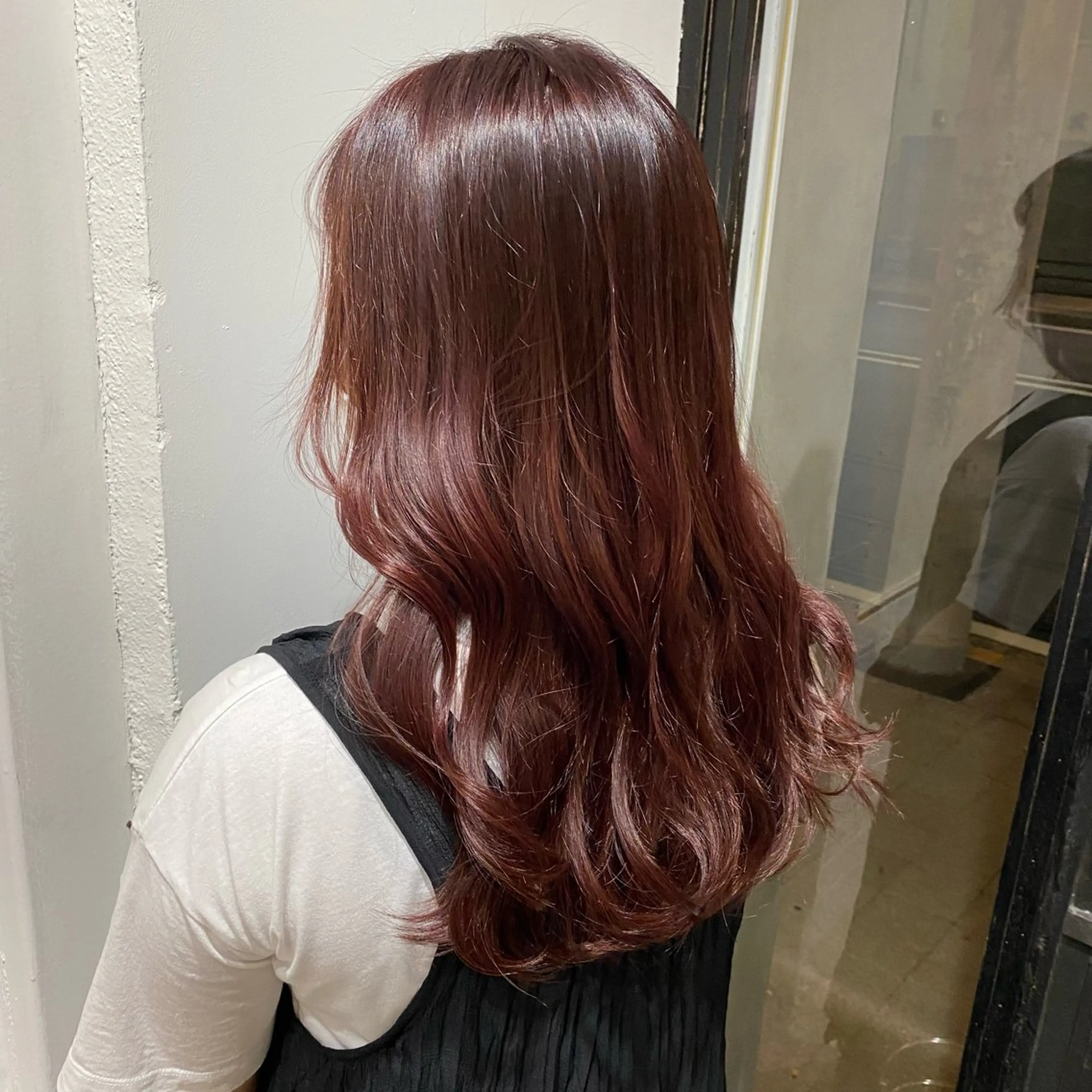 ロング カラー ブリーチ ケアブリーチ ダブルカラー イルミナカラー インナーカラー 神戸ボブ✂️ ioe三宮/田 伸佳のヘアスタイル