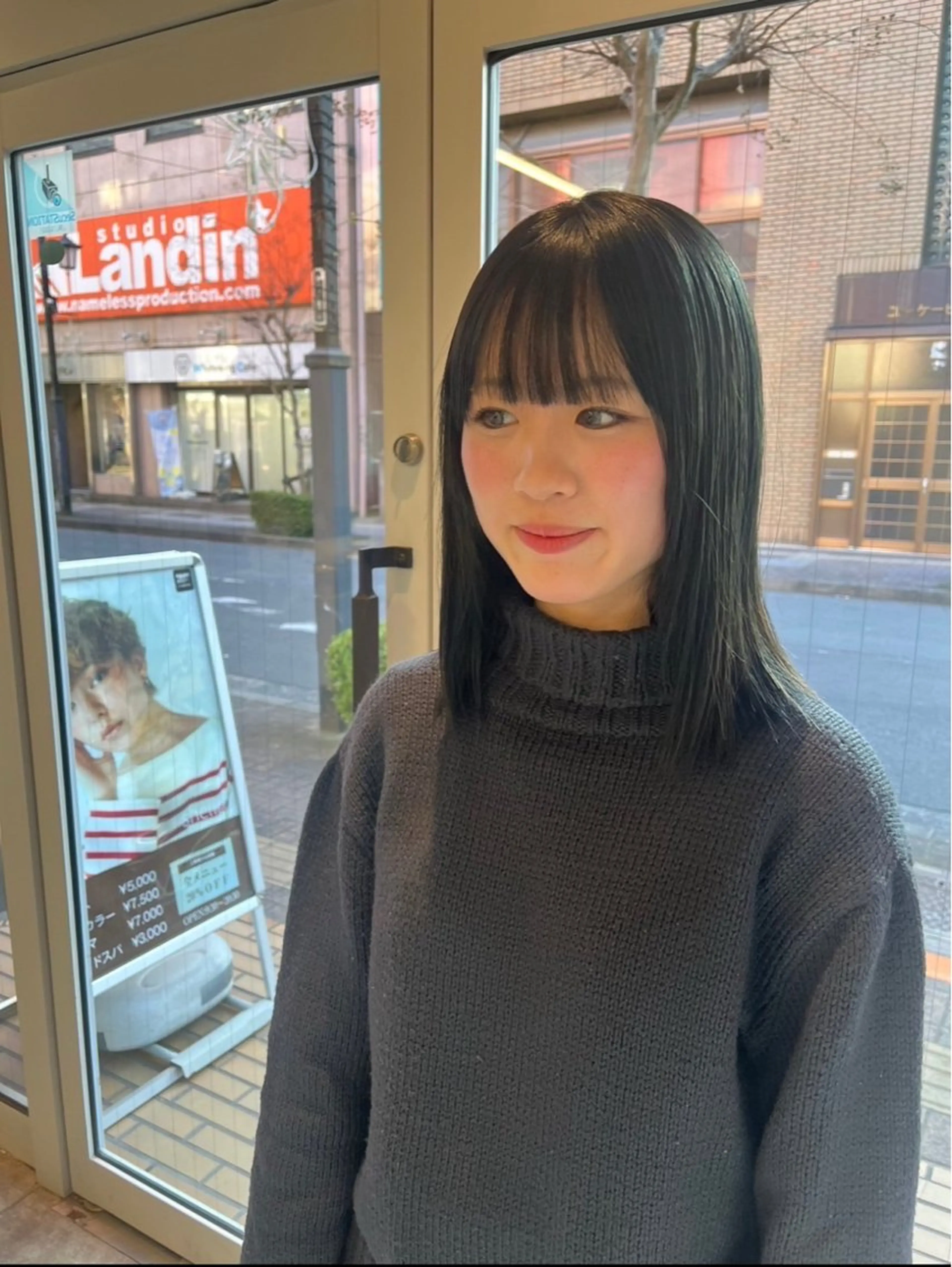 ショート カラー 🍓艶髪/艶カラー ハイトーン/しんたにのヘアスタイル