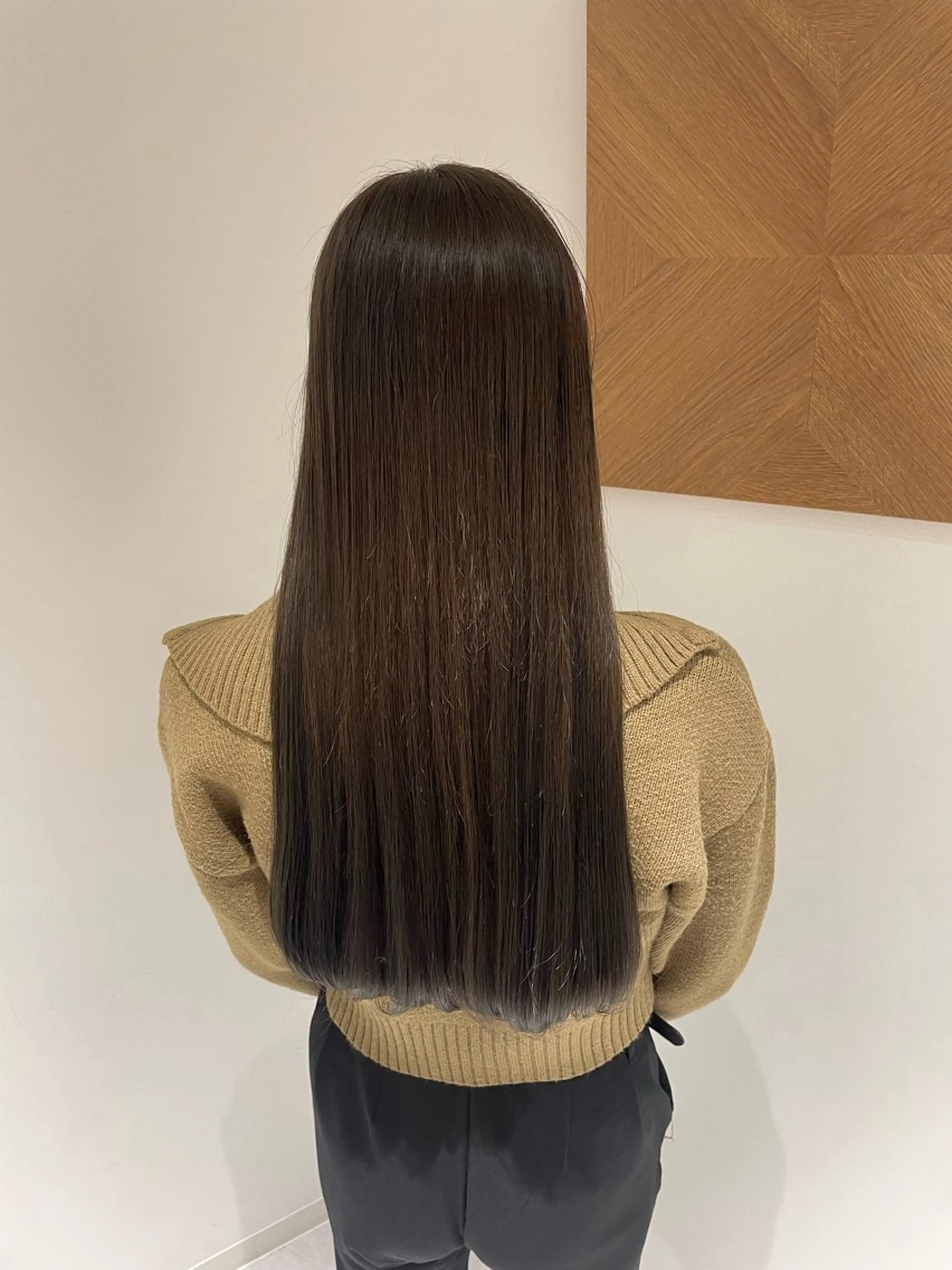 ロング イヌマル アユ / Fier umedaのヘアスタイル