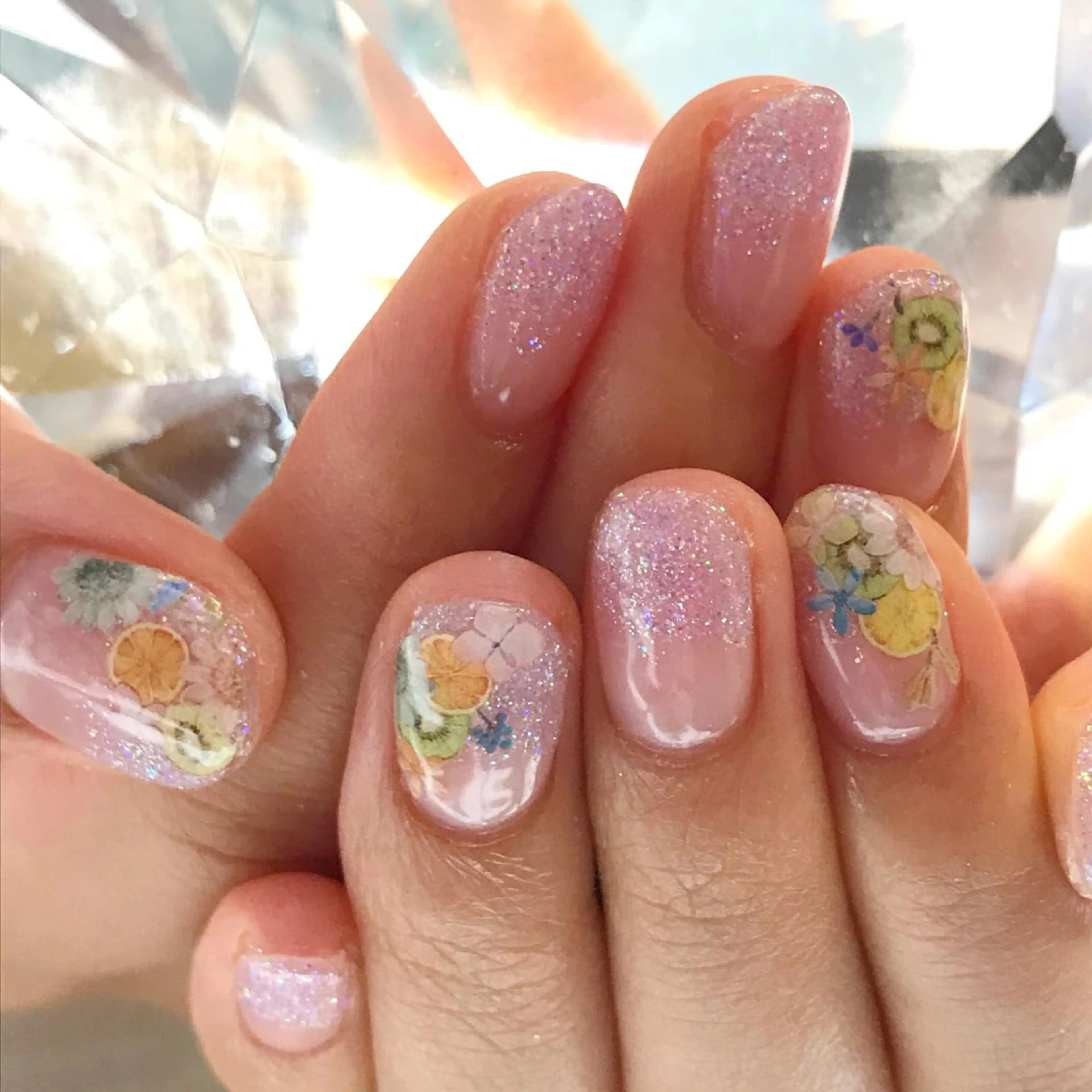 ネイル アートネイル ジェルネイル グラデーション ラメ(グリッター) ラメグラデーション YUN 💅のネイルデザイン