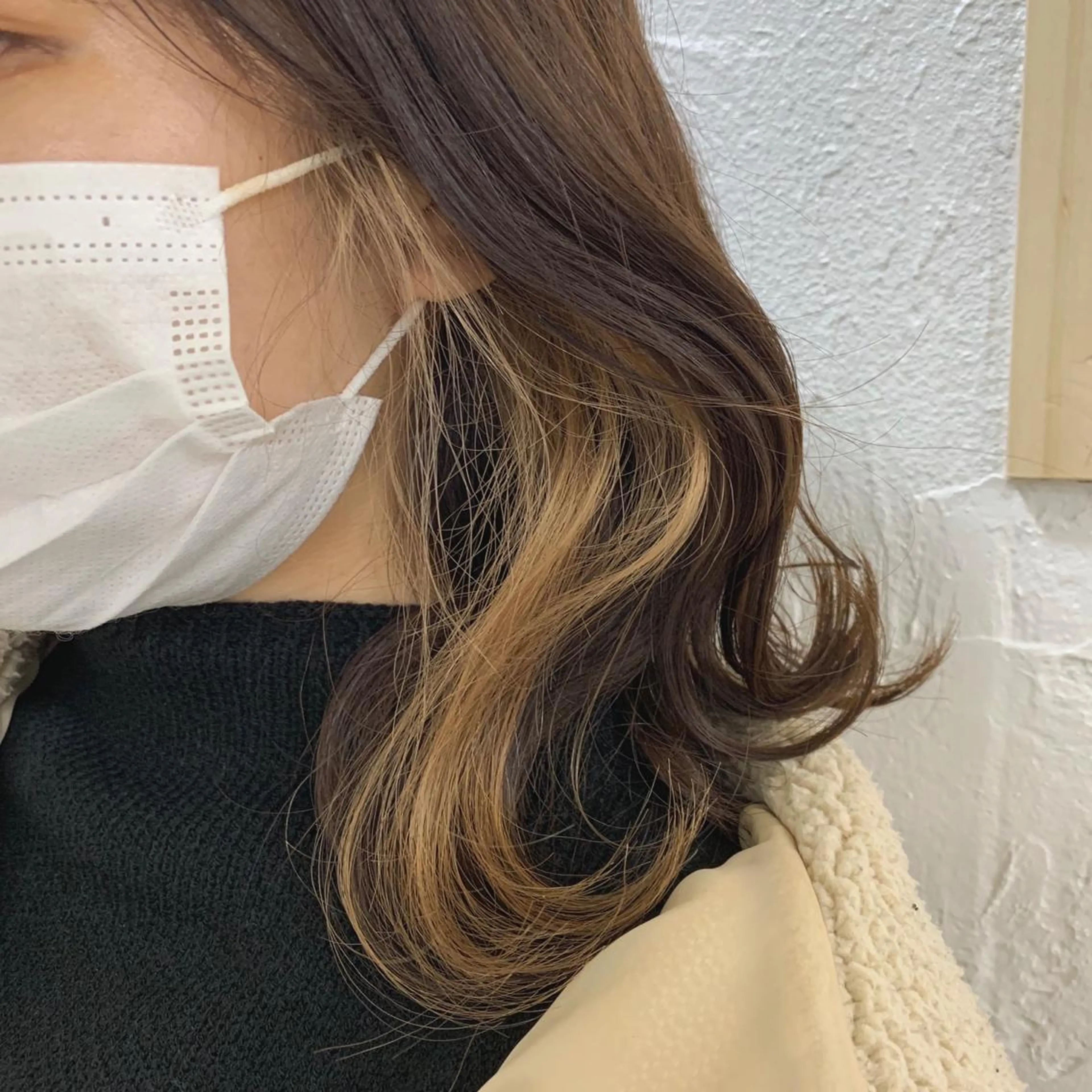 ミディアム カラー 小原 慧美のヘアスタイル