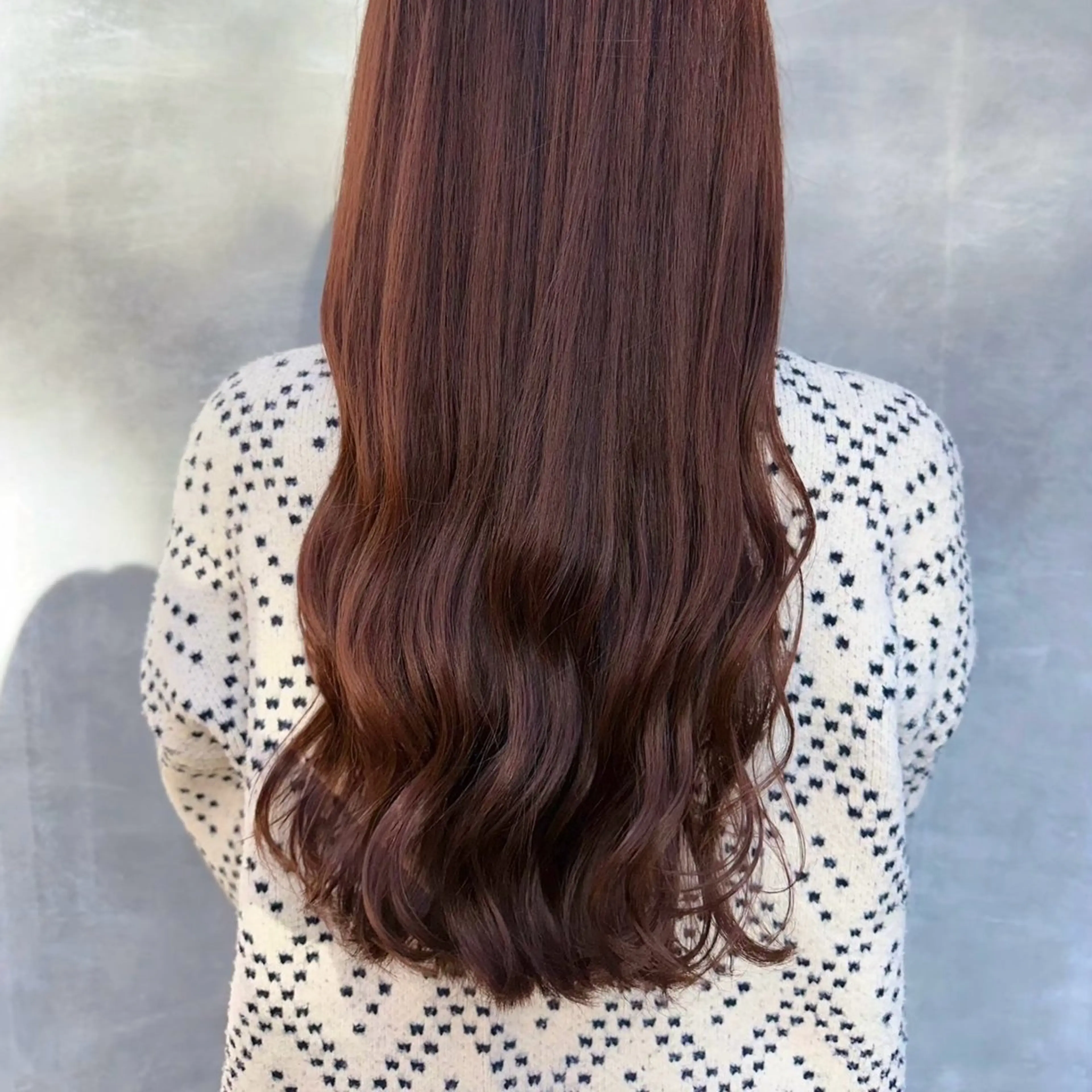 ロング カラー ブリーチ ブラウンカラー ブリーチなしカラー ピンクカラー ピンクブラウン 野崎 桃実のヘアスタイル