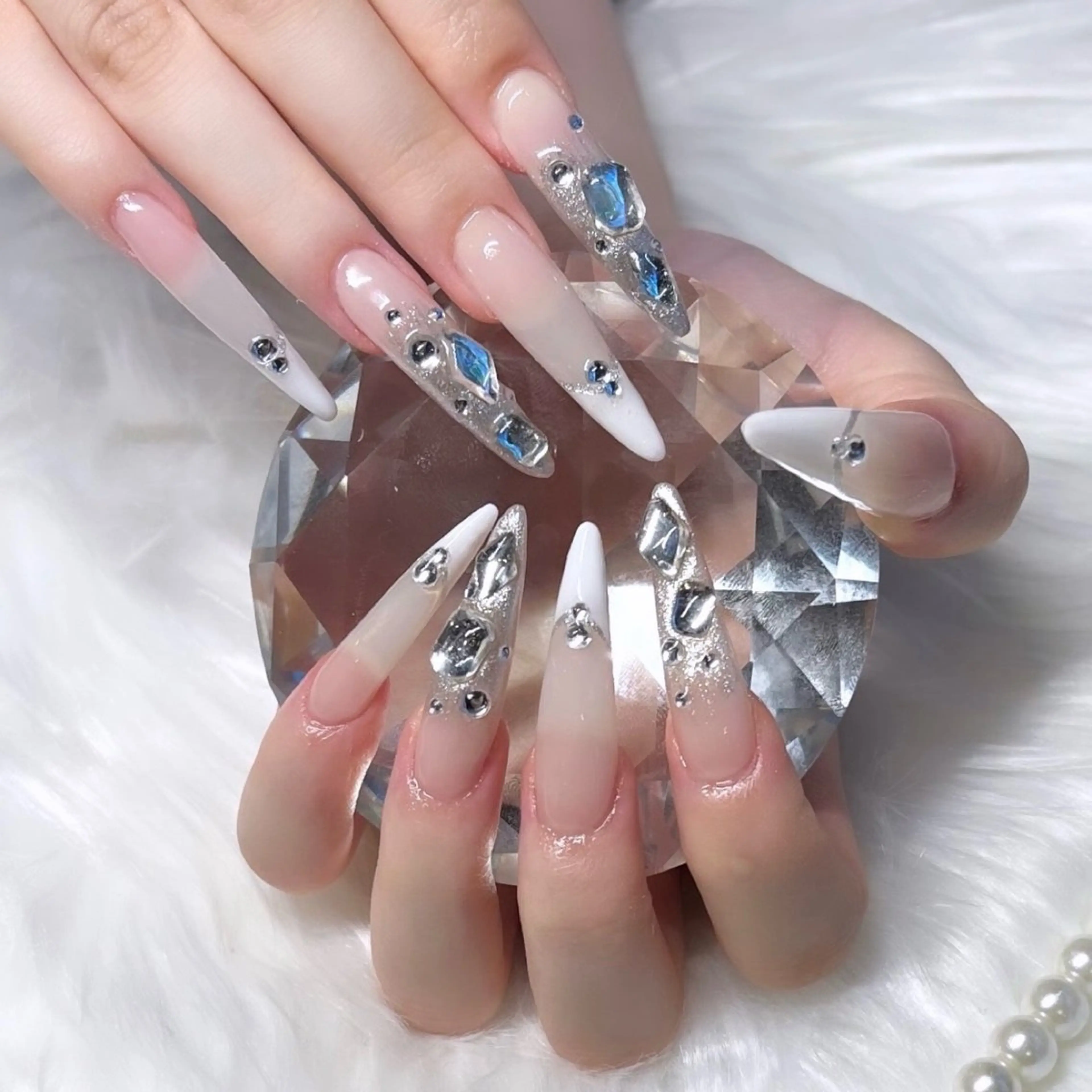 ネイル 持ち込み スカルプネイル ハンドネイル Kobayashi Komugiのネイルデザイン