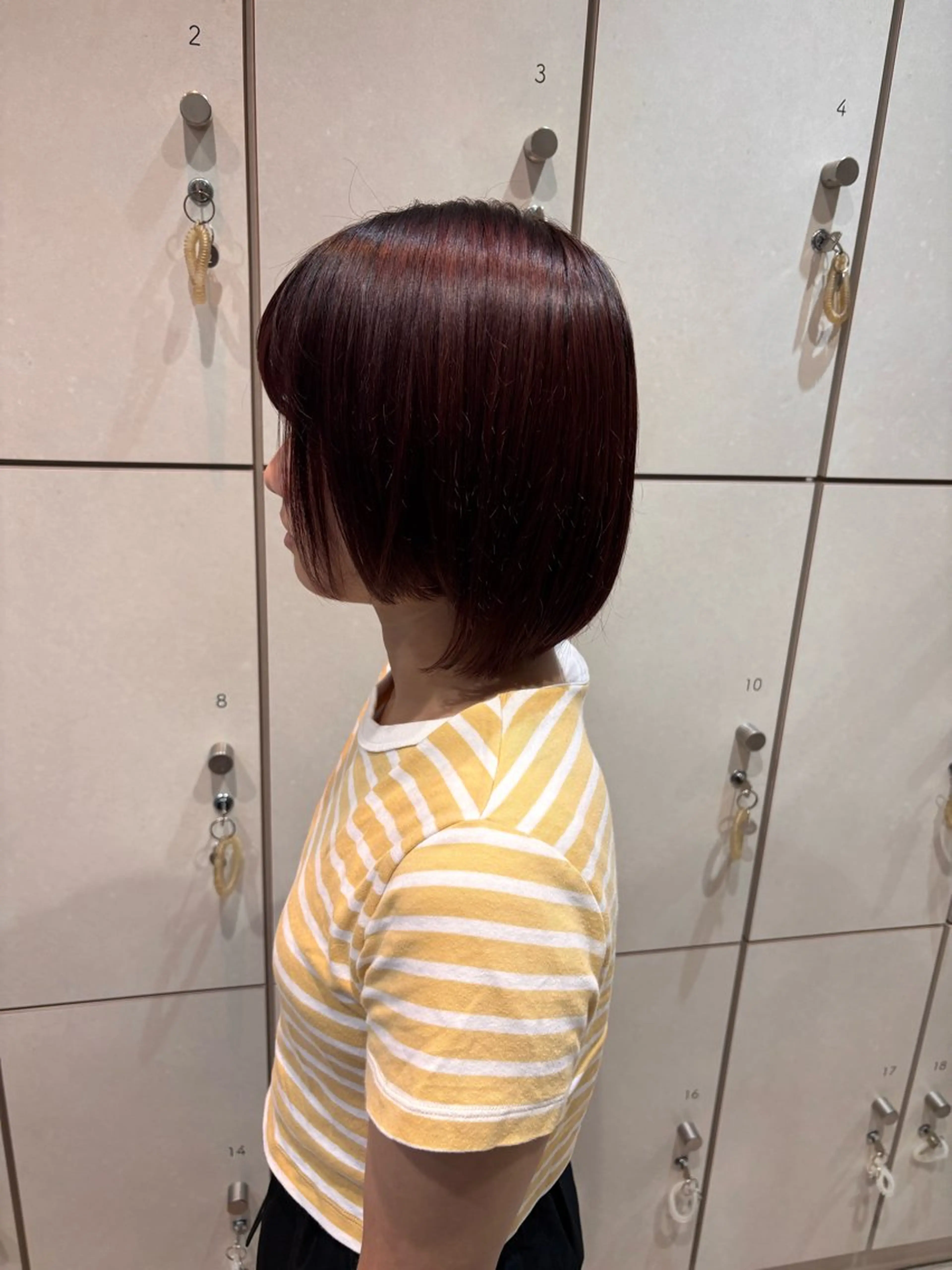 ショート カラー ブリーチ ブラウンカラー ケアカラー イルミナカラー レッドカラー ボブ/ショート/金田 夏葵のヘアスタイル