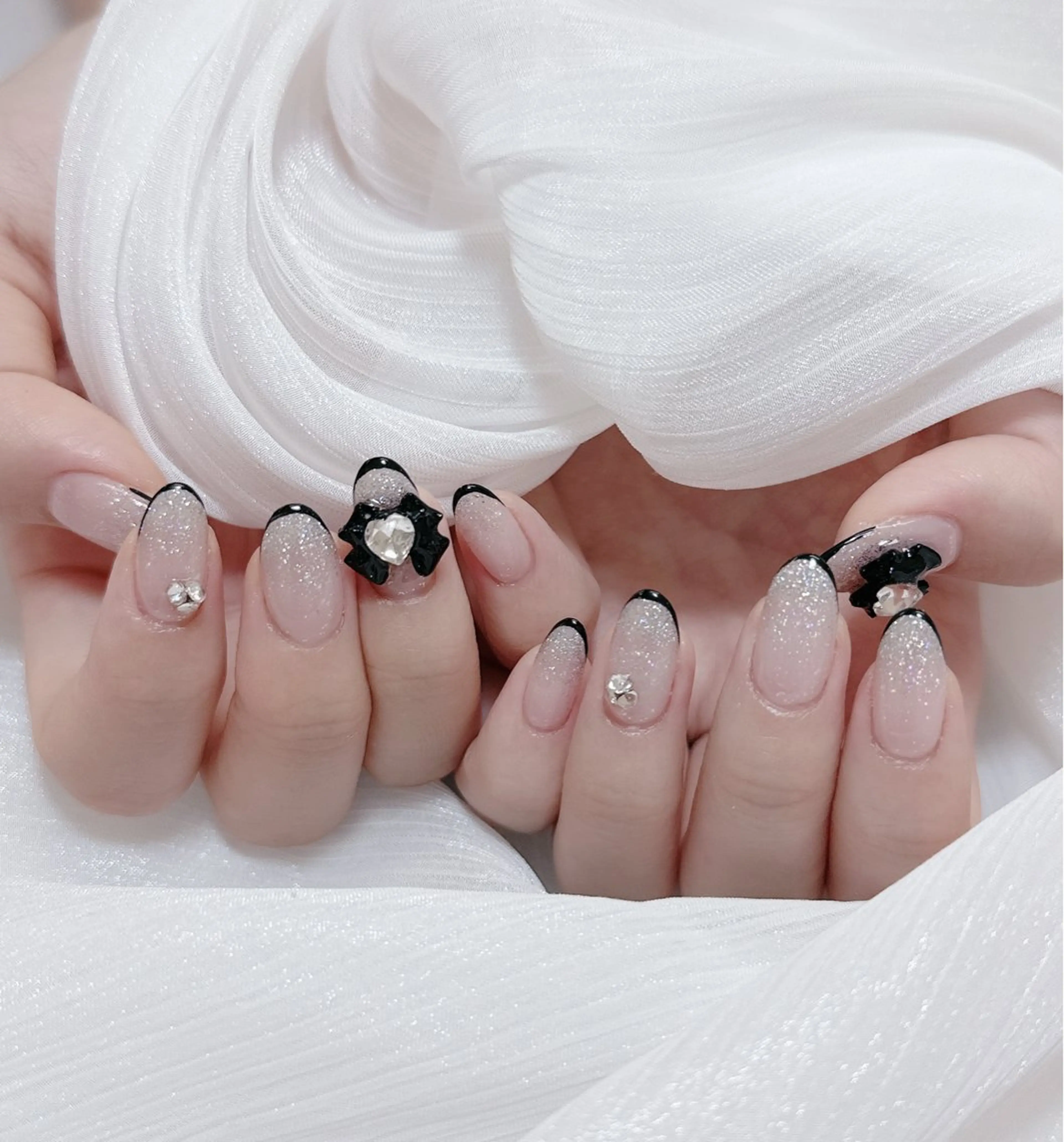 ネイル チークネイル フレンチネイル グラデーション キラキラネイル 韓国ネイル 陳 rinaのネイルデザイン