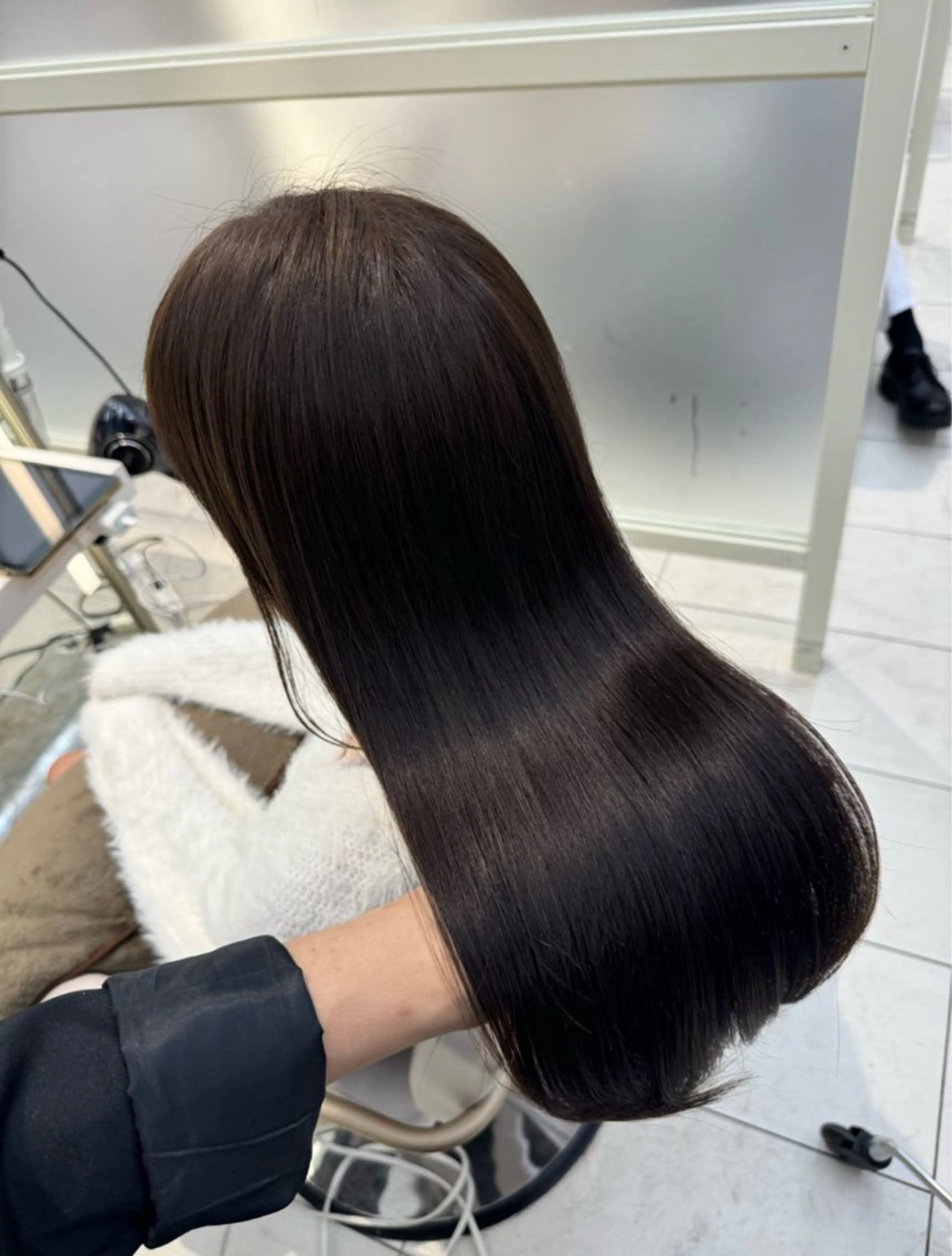 ロング 𝐑𝐞𝐨/透明感 𝐜𝐨𝐥𝐨𝐫のヘアスタイル