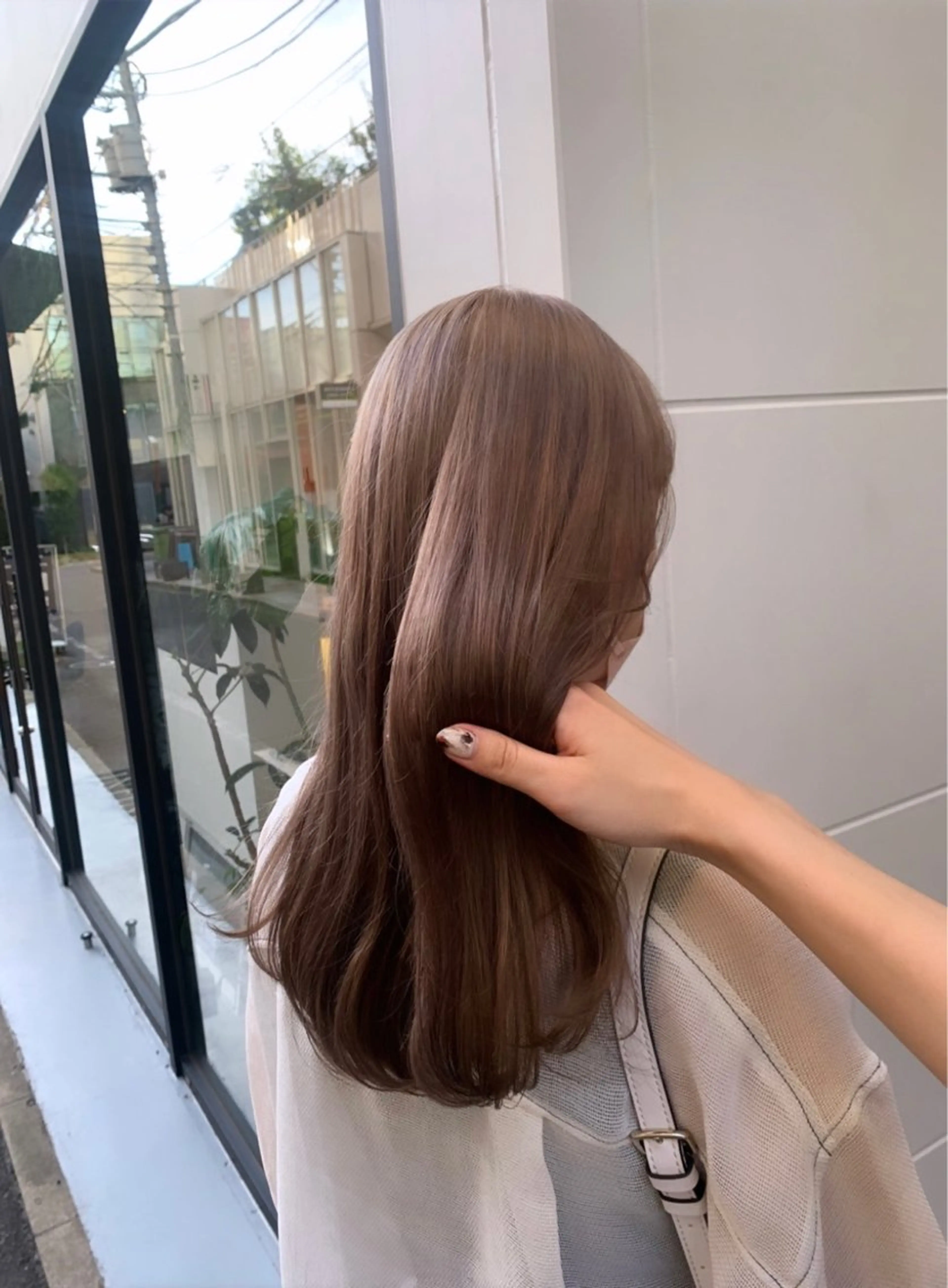 セミロング カラー 透明感カラー カット ヘアカラー トリートメント soëll所属・🤍そぶえ　ゆうな/ 暖色カラー/縮毛矯正のヘアスタイル