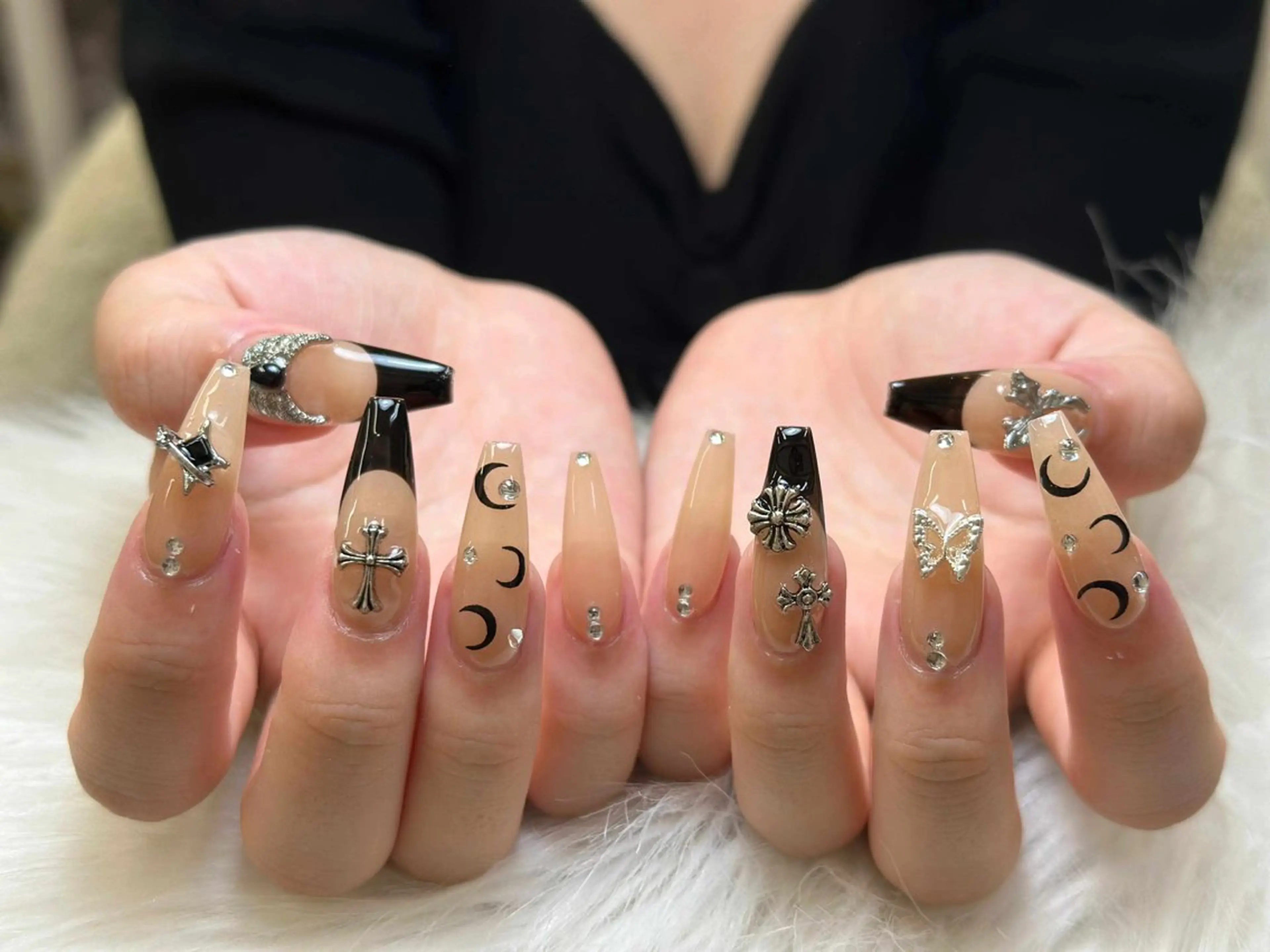 ネイル アートネイル 成人式 ジェルネイル ニュアンスネイル 夏ネイル ハンドネイル Jenn Nail Shinokuboのネイルデザイン