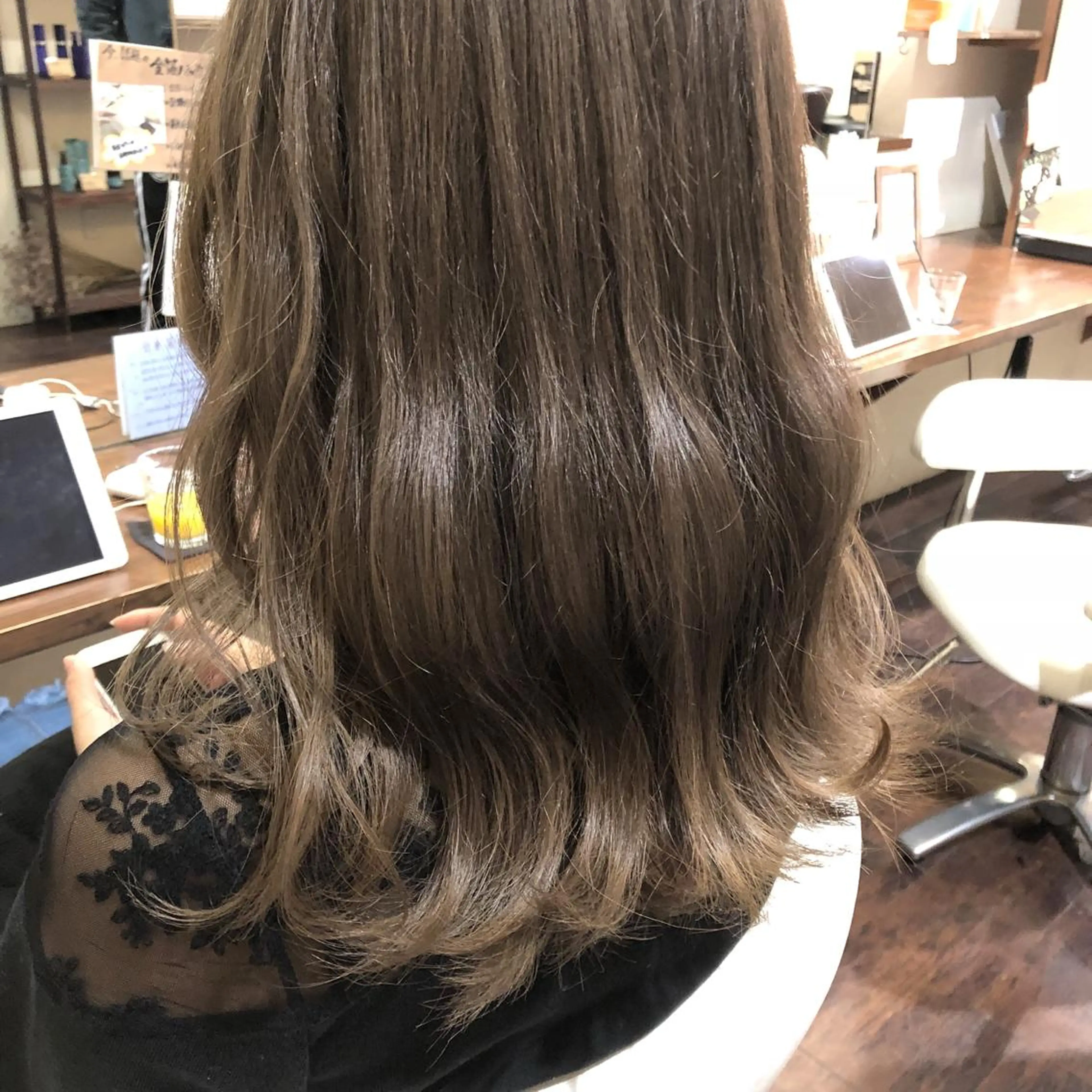 セミロング カラー 【豊橋・美容室】KIHACO豊橋店所属・【豊橋・美容室】 廣田健一のヘアスタイル