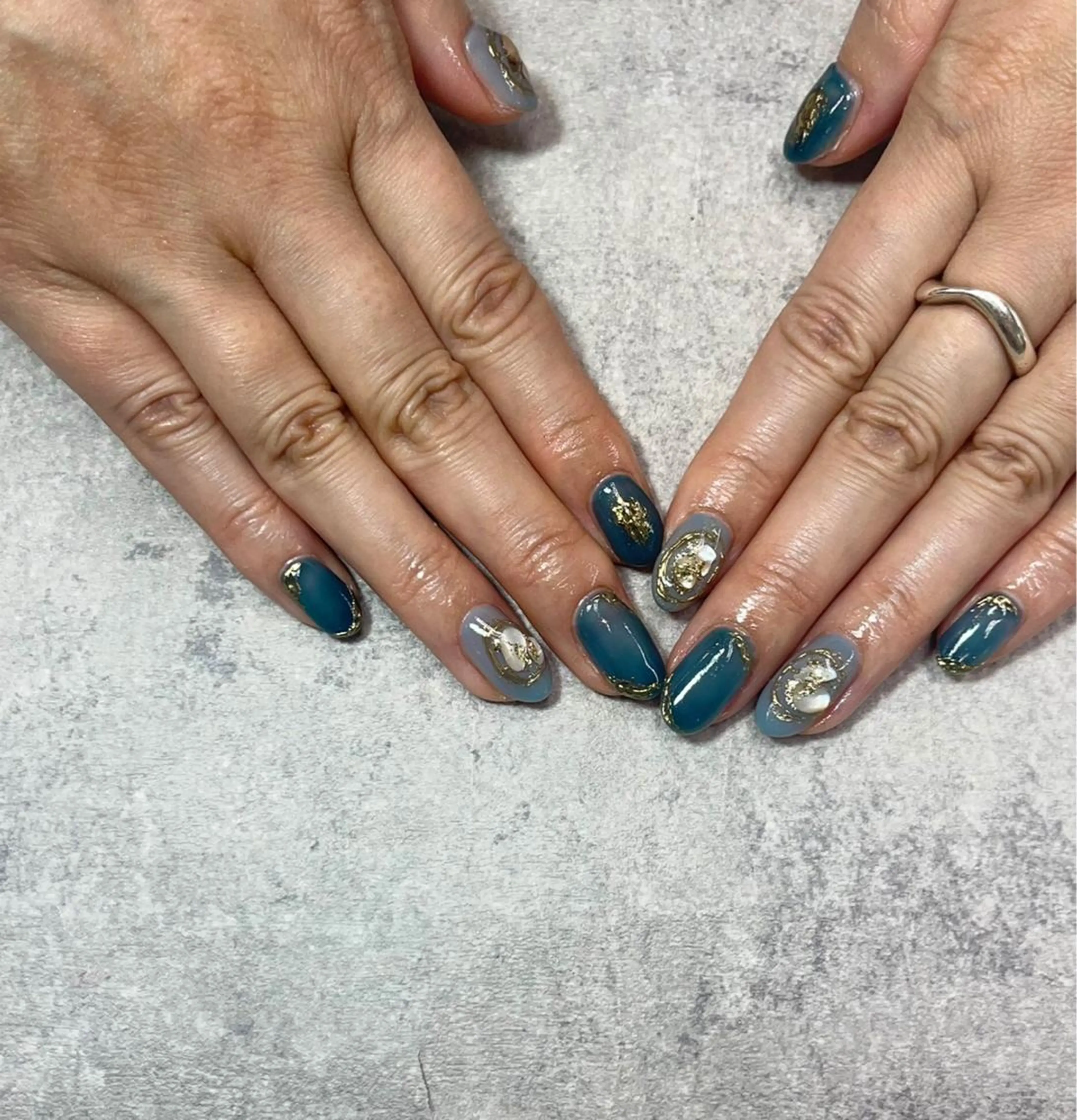 ネイル アートネイル ブルー ジェルネイル ニュアンスネイル オフィスネイル ハンドネイル ハンドケア FASTNAIL PLUS 新宿店のネイルデザイン