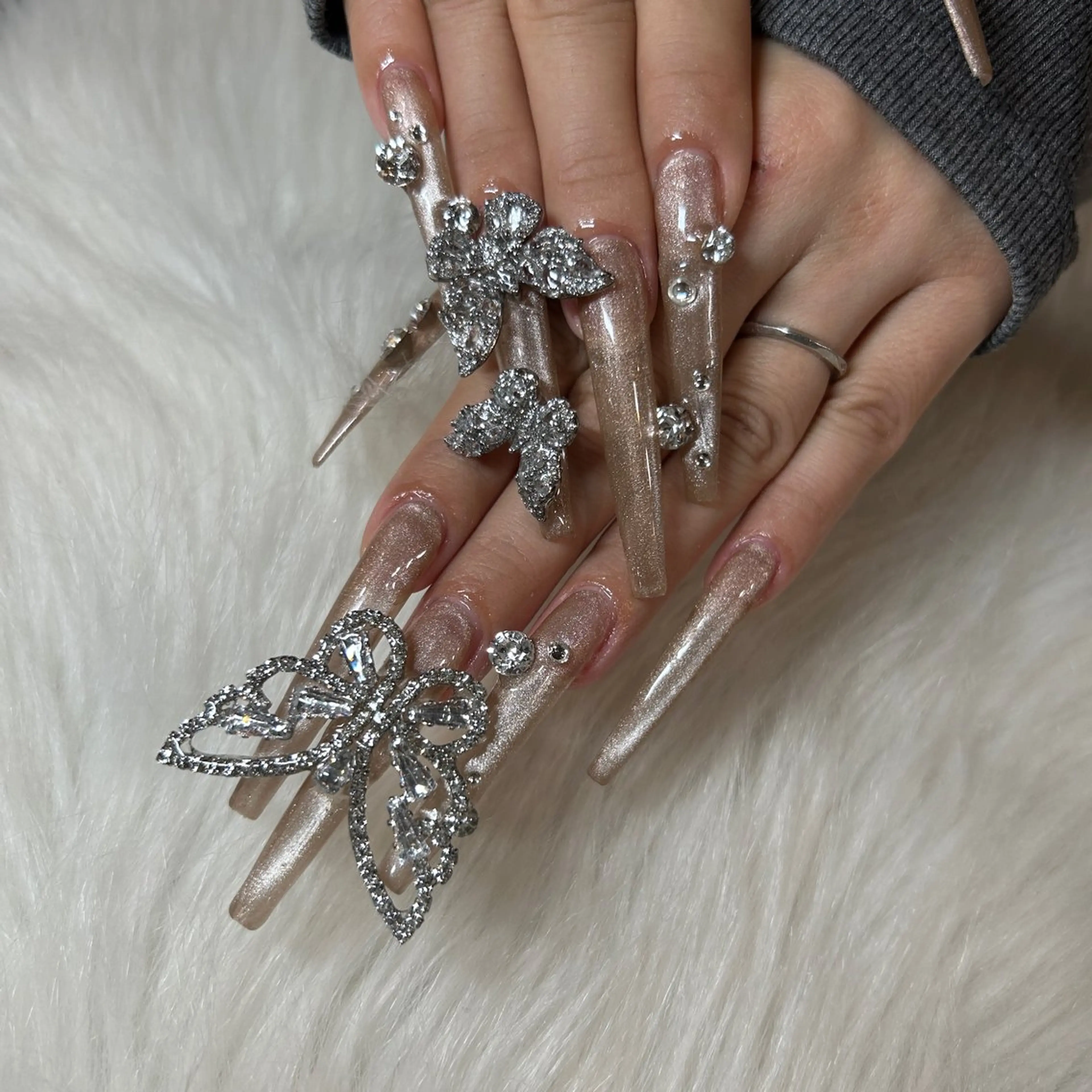 ネイル 🐠🪸 Karen🫧のネイルデザイン