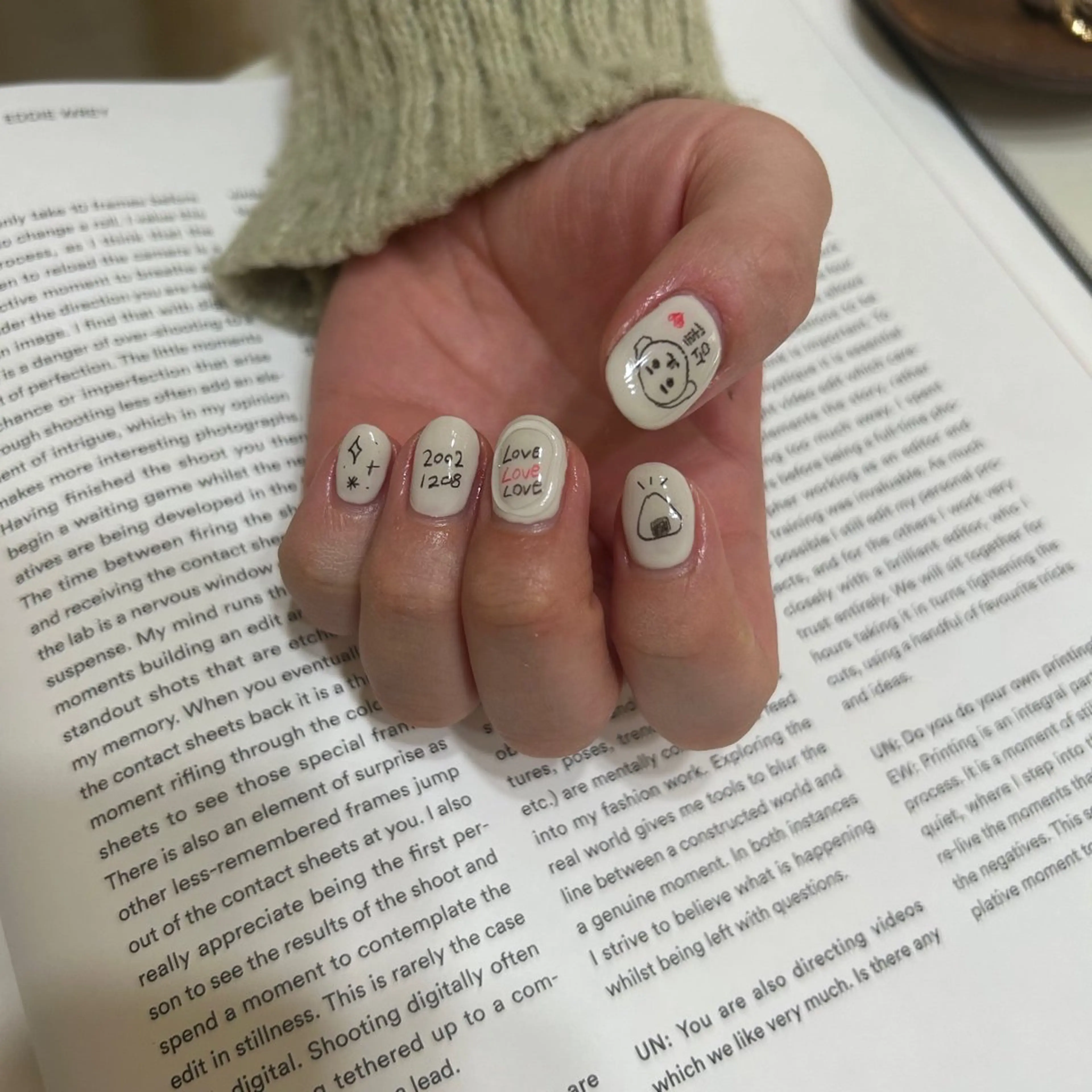 ネイル ブルー フットネイル ジェルネイル キラキラネイル 韓国ネイル RooM -produce by maynail-所属・RooM -mizuki-のネイルデザイン